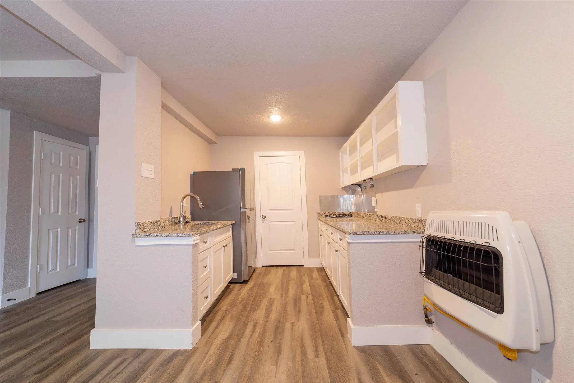 Single Family Residence For Sale in Tarrant County , 4838 Williams Spring Road, Fort Worth, Texas 76135, 3 Bedroom, 2 Bathroom, Garage spaces, 1,500 Sqft, built in 1975, mls#21381086, Real Estate Agent in Fort Worth, Homes For Sale in Tarrant county, Homes For Sale in Fort Worth, Realtor in Fort Worth Texas, Real Estate Brokerage Independent Realty Texas, Luminita Cordes Realtor