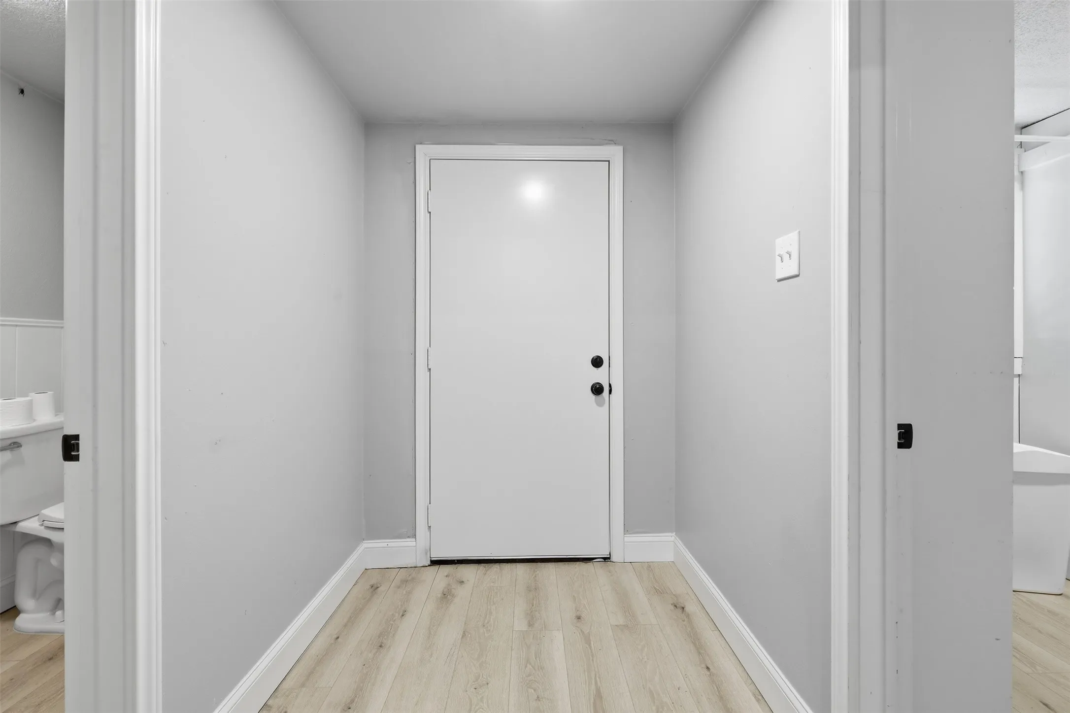 Office For Rent in Johnson County , 200 Ellison Street A, Burleson, Texas 76028, 0, 0, Garage spaces, 0 Sqft, built in 1955, mls#21380749, Real Estate Agent in Burleson, Homes For Rent in Johnson county, Homes For Rent in Burleson, Realtor in Burleson Texas, Real Estate Brokerage Independent Realty Texas, Luminita Cordes Realtor