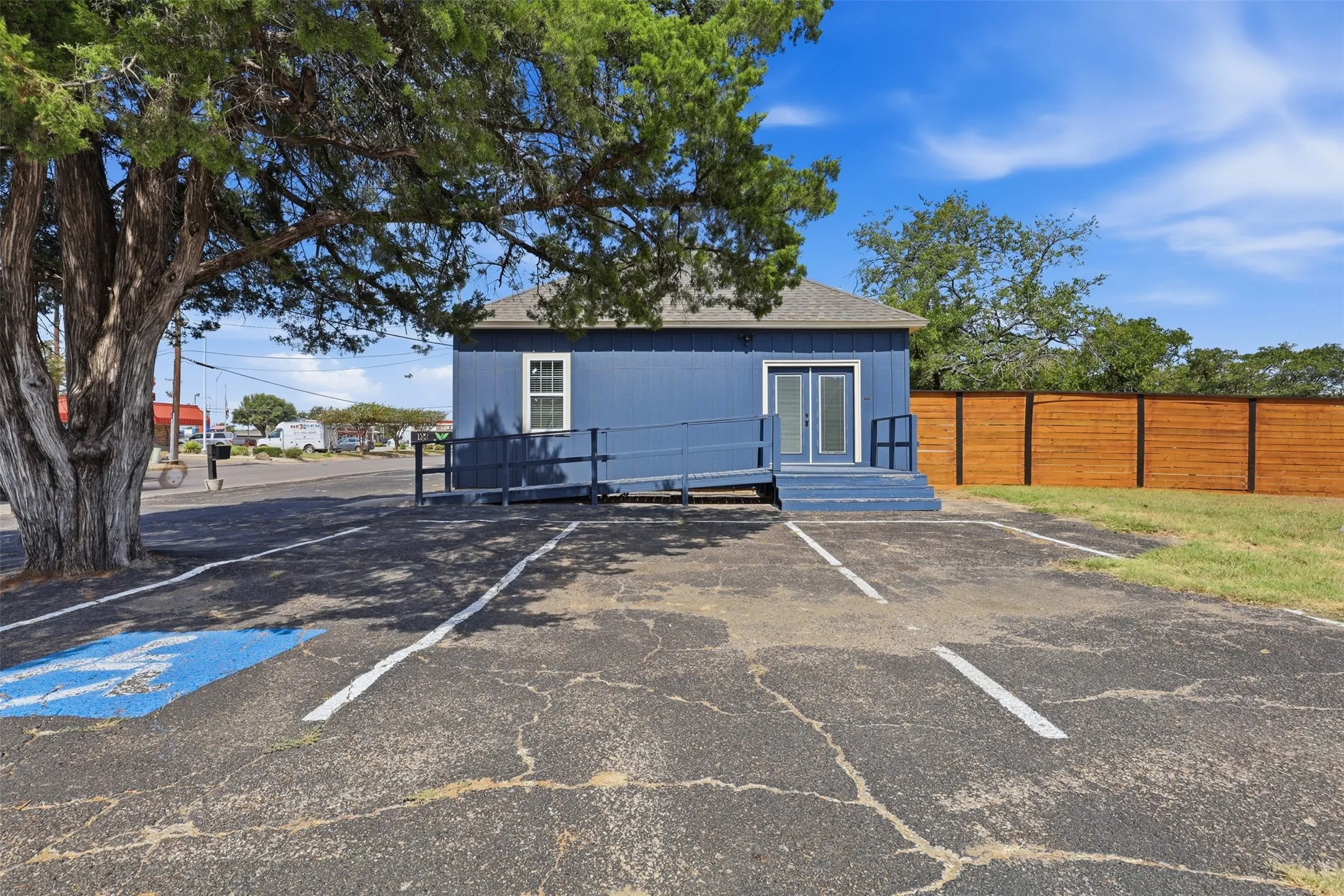 Office For Rent in Johnson County , 200 Ellison Street A, Burleson, Texas 76028, 0, 0, Garage spaces, 0 Sqft, built in 1955, mls#21380749, Real Estate Agent in Burleson, Homes For Rent in Johnson county, Homes For Rent in Burleson, Realtor in Burleson Texas, Real Estate Brokerage Independent Realty Texas, Luminita Cordes Realtor