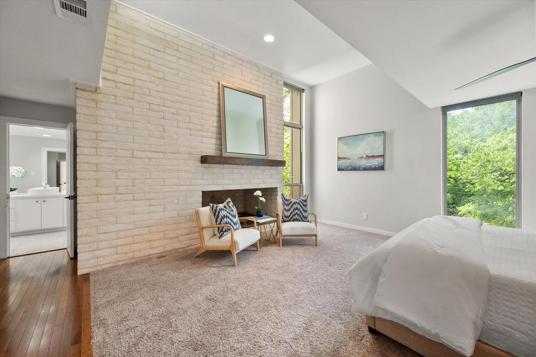 Single Family Residence For Sale in Tarrant County , 3509 Bellaire Park Court, Fort Worth, Texas 76109, 3 Bedroom, 3 Bathroom, 2 Garage spaces, 3,418 Sqft, built in 1977, mls#21378360, Real Estate Agent in Fort Worth, Homes For Sale in Tarrant county, Homes For Sale in Fort Worth, Realtor in Fort Worth Texas, Real Estate Brokerage Independent Realty Texas, Luminita Cordes Realtor