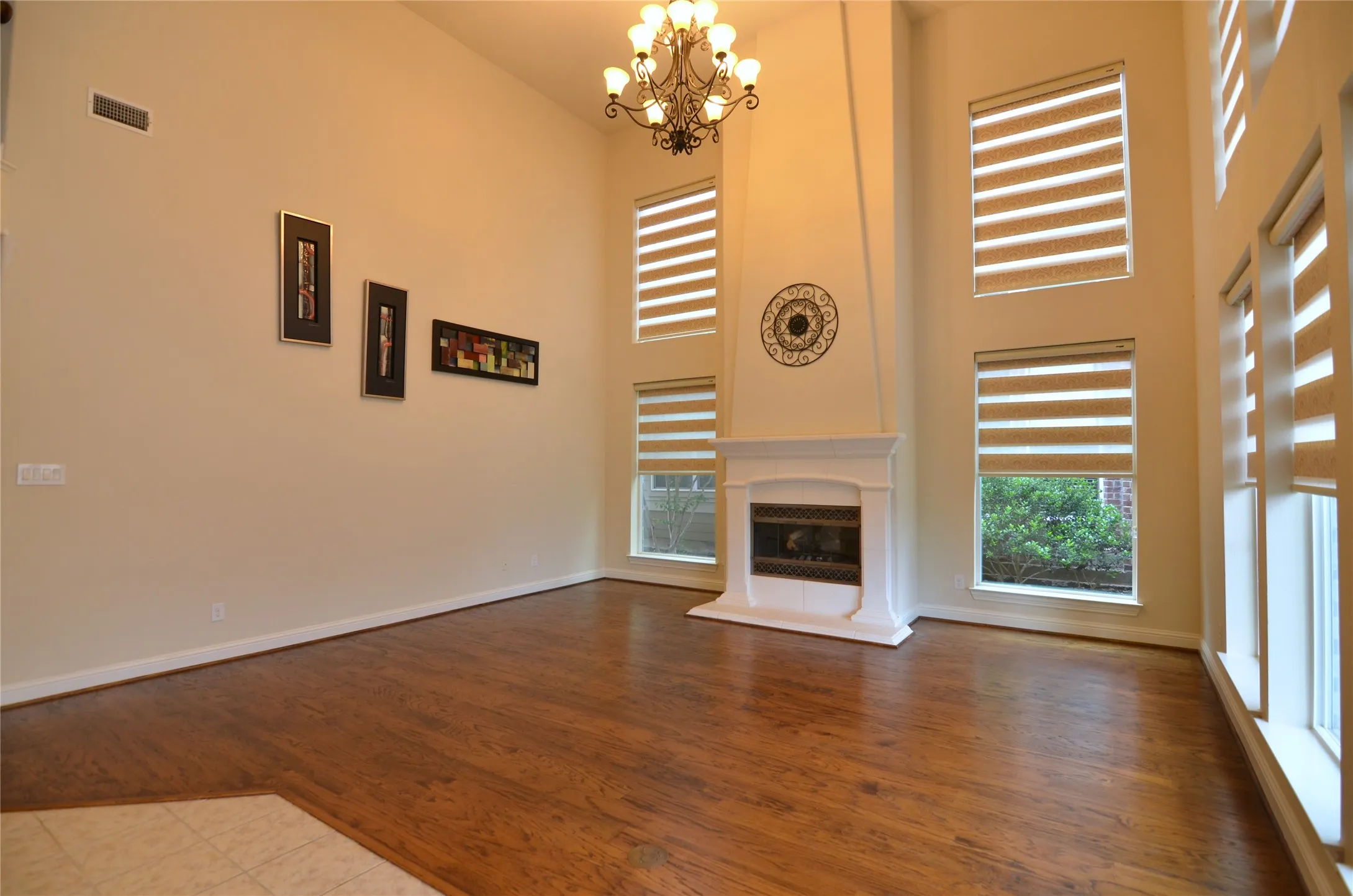 Single Family Residence For Rent in Collin County , 700 Addie Lane, Mc Kinney, Texas 75071, 5 Bedroom, 4 Bathroom, 2 Garage spaces, 4,078 Sqft, built in 2014, mls#21381063, Real Estate Agent in Mc Kinney, Homes For Rent in Collin county, Homes For Rent in Mc Kinney, Realtor in Mc Kinney Texas, Real Estate Brokerage Independent Realty Texas, Luminita Cordes Realtor