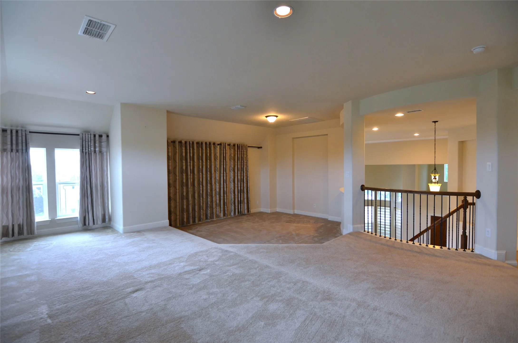 Single Family Residence For Rent in Collin County , 700 Addie Lane, Mc Kinney, Texas 75071, 5 Bedroom, 4 Bathroom, 2 Garage spaces, 4,078 Sqft, built in 2014, mls#21381063, Real Estate Agent in Mc Kinney, Homes For Rent in Collin county, Homes For Rent in Mc Kinney, Realtor in Mc Kinney Texas, Real Estate Brokerage Independent Realty Texas, Luminita Cordes Realtor