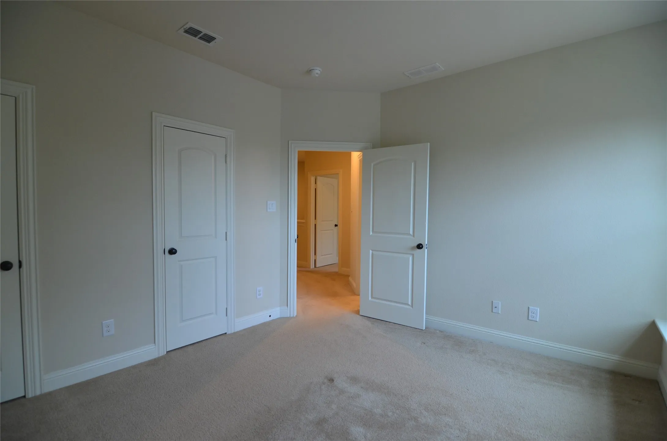 Single Family Residence For Rent in Collin County , 700 Addie Lane, Mc Kinney, Texas 75071, 5 Bedroom, 4 Bathroom, 2 Garage spaces, 4,078 Sqft, built in 2014, mls#21381063, Real Estate Agent in Mc Kinney, Homes For Rent in Collin county, Homes For Rent in Mc Kinney, Realtor in Mc Kinney Texas, Real Estate Brokerage Independent Realty Texas, Luminita Cordes Realtor