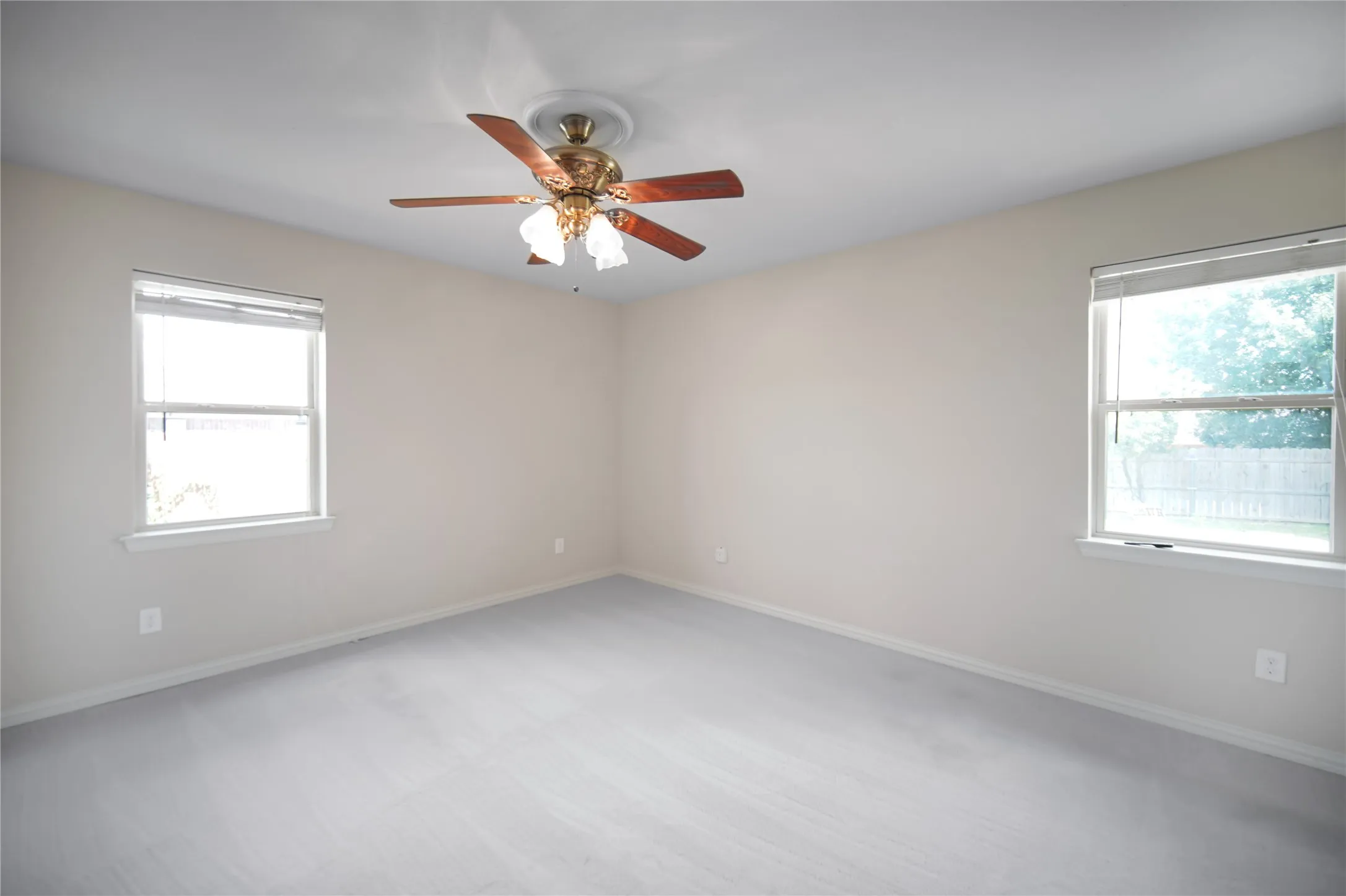 Single Family Residence For Sale in Jack County , 128 Oak Creek Street, Jacksboro, Texas 76458, 4 Bedroom, 2 Bathroom, 1 Garage spaces, 1,274 Sqft, built in 1980, mls#21380850, Real Estate Agent in Jacksboro, Homes For Sale in Jack county, Homes For Sale in Jacksboro, Realtor in Jacksboro Texas, Real Estate Brokerage Independent Realty Texas, Luminita Cordes Realtor
