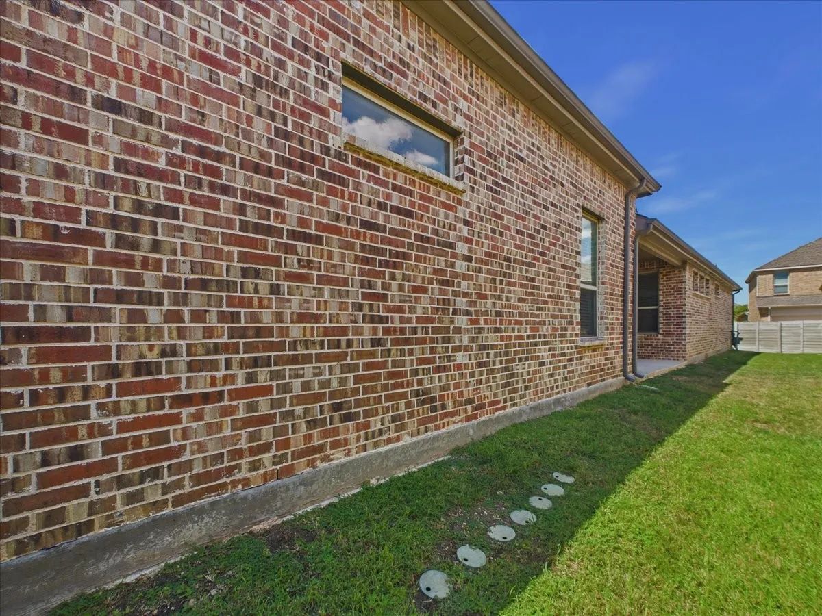 Single Family Residence For Sale in Denton County , 916 Boardwalk Way, Argyle, Texas 76226, 3 Bedroom, 2 Bathroom, 2 Garage spaces, 1,894 Sqft, built in 2018, mls#21381114, Real Estate Agent in Argyle, Homes For Sale in Denton county, Homes For Sale in Argyle, Realtor in Argyle Texas, Real Estate Brokerage Independent Realty Texas, Luminita Cordes Realtor