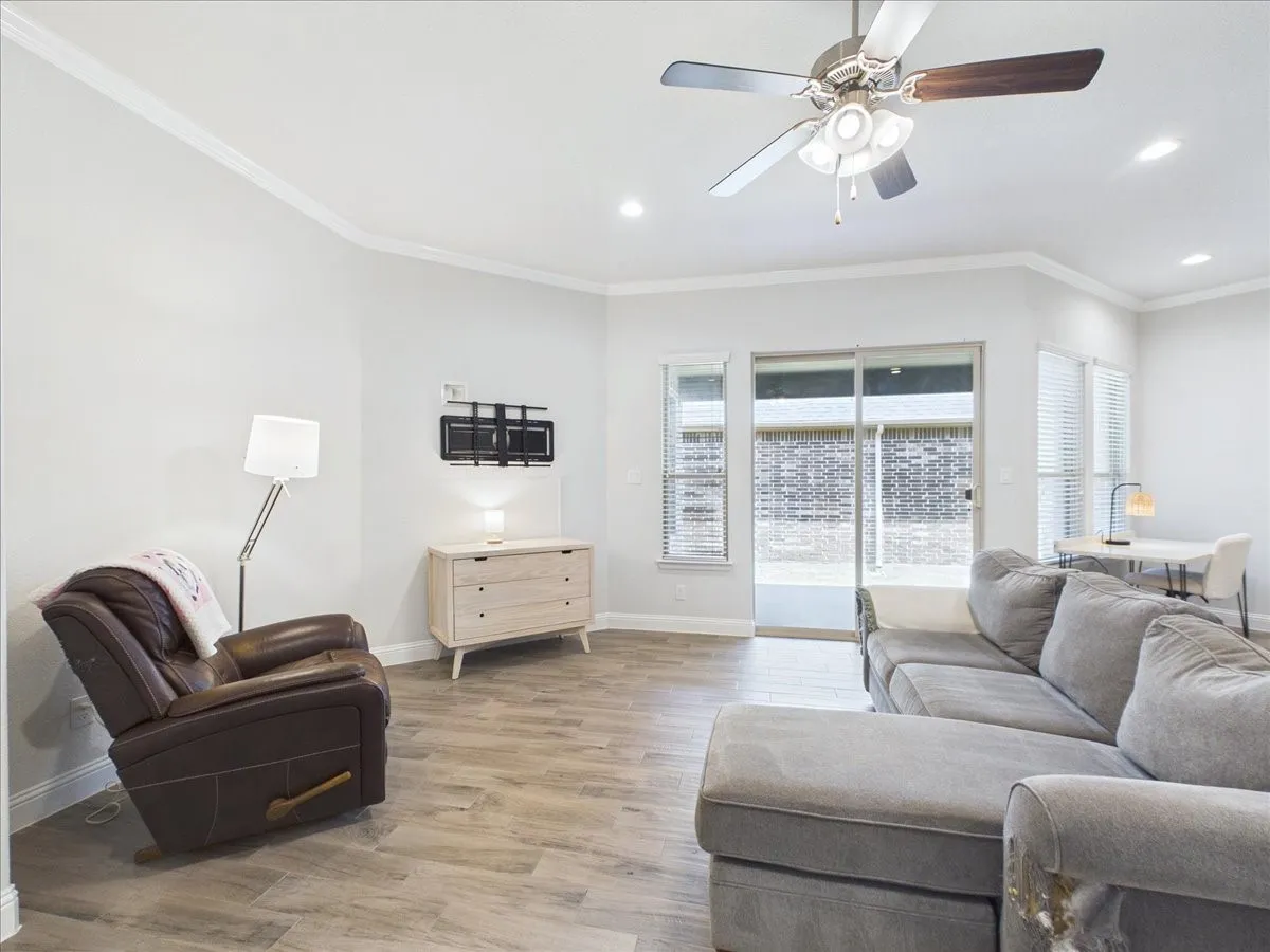 Single Family Residence For Sale in Denton County , 916 Boardwalk Way, Argyle, Texas 76226, 3 Bedroom, 2 Bathroom, 2 Garage spaces, 1,894 Sqft, built in 2018, mls#21381114, Real Estate Agent in Argyle, Homes For Sale in Denton county, Homes For Sale in Argyle, Realtor in Argyle Texas, Real Estate Brokerage Independent Realty Texas, Luminita Cordes Realtor