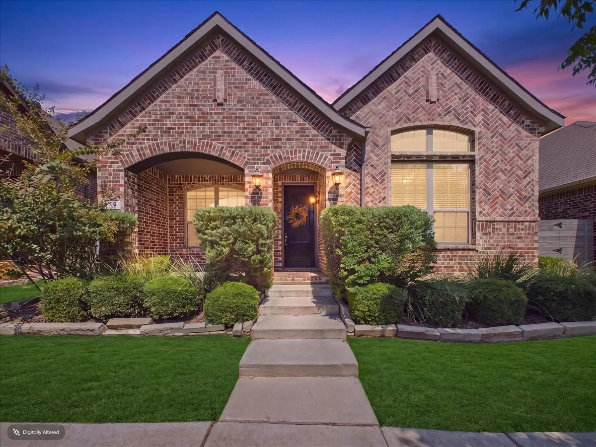 Single Family Residence For Sale in Denton County , 916 Boardwalk Way, Argyle, Texas 76226, 3 Bedroom, 2 Bathroom, 2 Garage spaces, 1,894 Sqft, built in 2018, mls#21381114, Real Estate Agent in Argyle, Homes For Sale in Denton county, Homes For Sale in Argyle, Realtor in Argyle Texas, Real Estate Brokerage Independent Realty Texas, Luminita Cordes Realtor