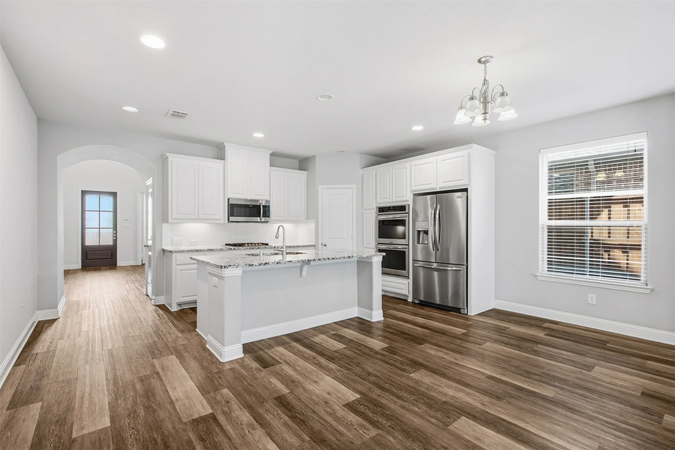 Single Family Residence For Rent in Collin County , 1144 Olympic Drive, Celina, Texas 75009, 4 Bedroom, 3 Bathroom, 2 Garage spaces, 2,985 Sqft, built in 2017, mls#21373985, Real Estate Agent in Celina, Homes For Rent in Collin county, Homes For Rent in Celina, Realtor in Celina Texas, Real Estate Brokerage Independent Realty Texas, Luminita Cordes Realtor