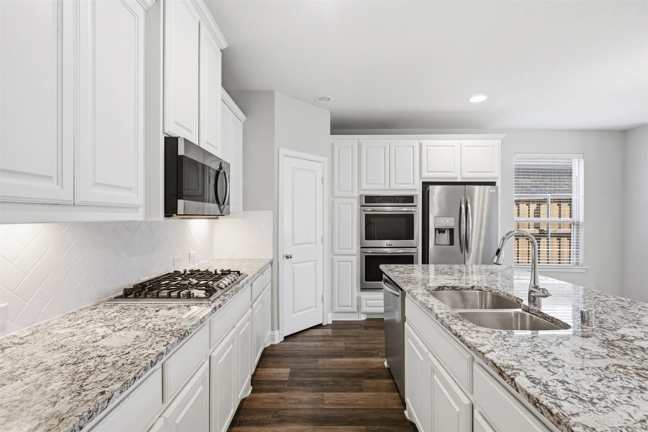 Single Family Residence For Rent in Collin County , 1144 Olympic Drive, Celina, Texas 75009, 4 Bedroom, 3 Bathroom, 2 Garage spaces, 2,985 Sqft, built in 2017, mls#21373985, Real Estate Agent in Celina, Homes For Rent in Collin county, Homes For Rent in Celina, Realtor in Celina Texas, Real Estate Brokerage Independent Realty Texas, Luminita Cordes Realtor