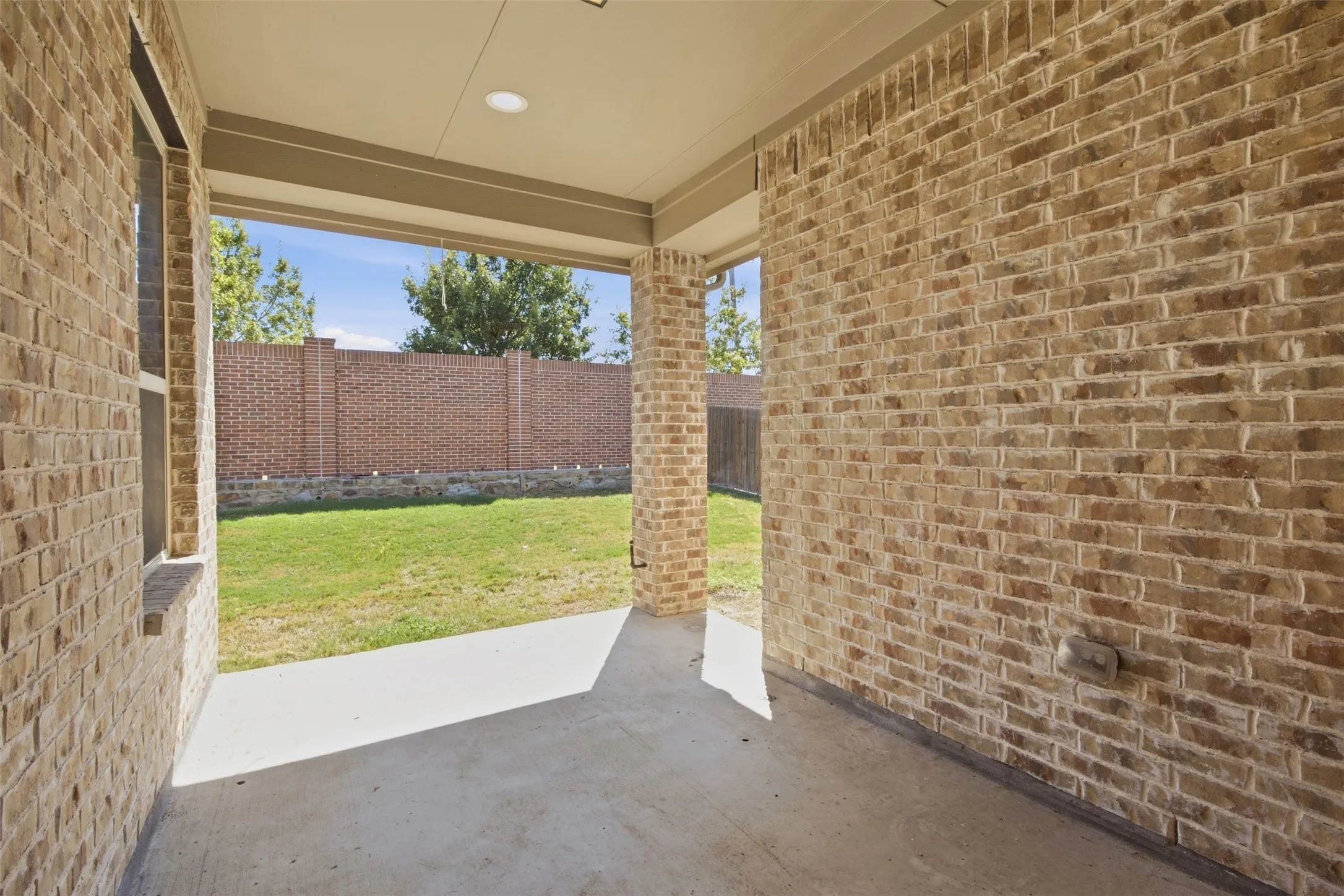 Single Family Residence For Rent in Collin County , 1144 Olympic Drive, Celina, Texas 75009, 4 Bedroom, 3 Bathroom, 2 Garage spaces, 2,985 Sqft, built in 2017, mls#21373985, Real Estate Agent in Celina, Homes For Rent in Collin county, Homes For Rent in Celina, Realtor in Celina Texas, Real Estate Brokerage Independent Realty Texas, Luminita Cordes Realtor