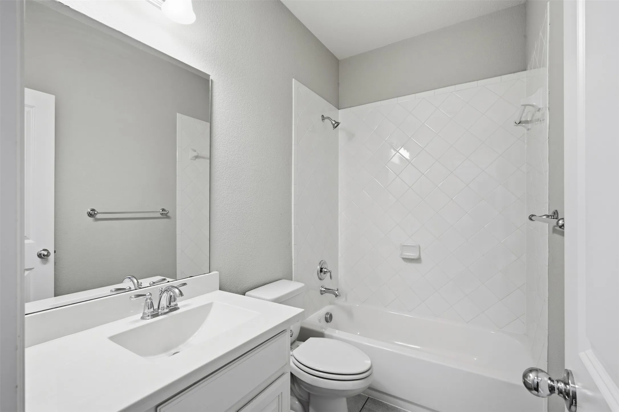 Single Family Residence For Rent in Collin County , 1144 Olympic Drive, Celina, Texas 75009, 4 Bedroom, 3 Bathroom, 2 Garage spaces, 2,985 Sqft, built in 2017, mls#21373985, Real Estate Agent in Celina, Homes For Rent in Collin county, Homes For Rent in Celina, Realtor in Celina Texas, Real Estate Brokerage Independent Realty Texas, Luminita Cordes Realtor