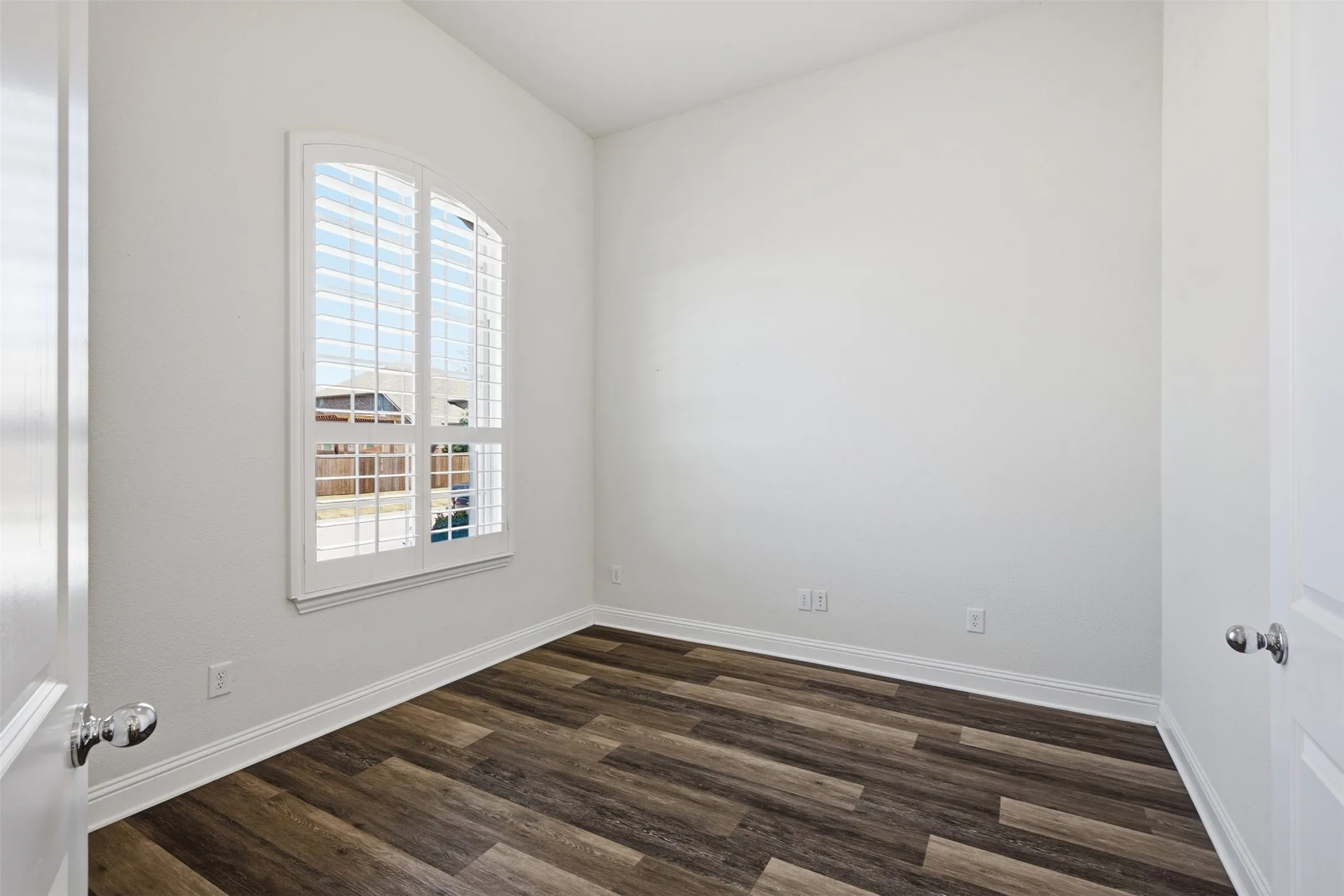 Single Family Residence For Rent in Collin County , 1144 Olympic Drive, Celina, Texas 75009, 4 Bedroom, 3 Bathroom, 2 Garage spaces, 2,985 Sqft, built in 2017, mls#21373985, Real Estate Agent in Celina, Homes For Rent in Collin county, Homes For Rent in Celina, Realtor in Celina Texas, Real Estate Brokerage Independent Realty Texas, Luminita Cordes Realtor