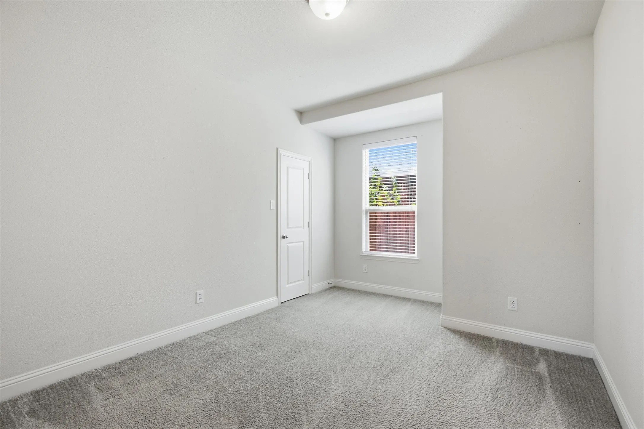 Single Family Residence For Rent in Collin County , 1144 Olympic Drive, Celina, Texas 75009, 4 Bedroom, 3 Bathroom, 2 Garage spaces, 2,985 Sqft, built in 2017, mls#21373985, Real Estate Agent in Celina, Homes For Rent in Collin county, Homes For Rent in Celina, Realtor in Celina Texas, Real Estate Brokerage Independent Realty Texas, Luminita Cordes Realtor