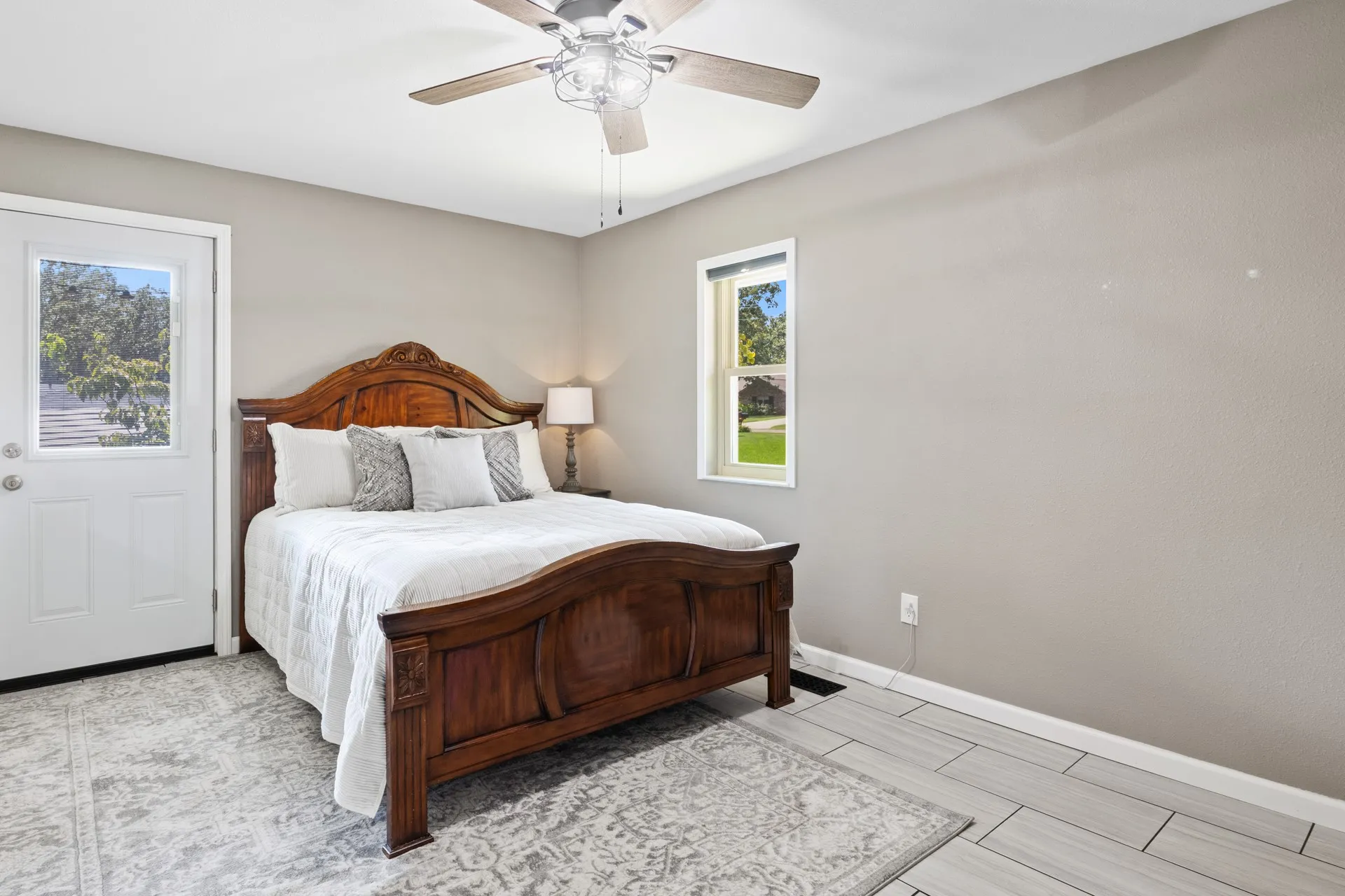 Single Family Residence For Sale in Camp County , 803 County Road 2127, Pittsburg, Texas 75686, 3 Bedroom, 3 Bathroom, Garage spaces, 2,700 Sqft, built in 1981, mls#21379037, Real Estate Agent in Pittsburg, Homes For Sale in Camp county, Homes For Sale in Pittsburg, Realtor in Pittsburg Texas, Real Estate Brokerage Independent Realty Texas, Luminita Cordes Realtor