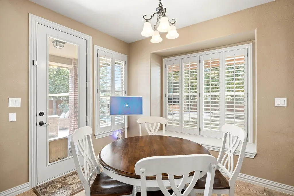 Single Family Residence For Sale in Denton County , 4823 Linda Lane, Frisco, Texas 75033, 4 Bedroom, 4 Bathroom, 3 Garage spaces, 3,980 Sqft, built in 2007, mls#21366731, Real Estate Agent in Frisco, Homes For Sale in Denton county, Homes For Sale in Frisco, Realtor in Frisco Texas, Real Estate Brokerage Independent Realty Texas, Luminita Cordes Realtor