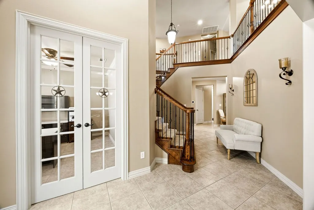 Single Family Residence For Sale in Denton County , 4823 Linda Lane, Frisco, Texas 75033, 4 Bedroom, 4 Bathroom, 3 Garage spaces, 3,980 Sqft, built in 2007, mls#21366731, Real Estate Agent in Frisco, Homes For Sale in Denton county, Homes For Sale in Frisco, Realtor in Frisco Texas, Real Estate Brokerage Independent Realty Texas, Luminita Cordes Realtor