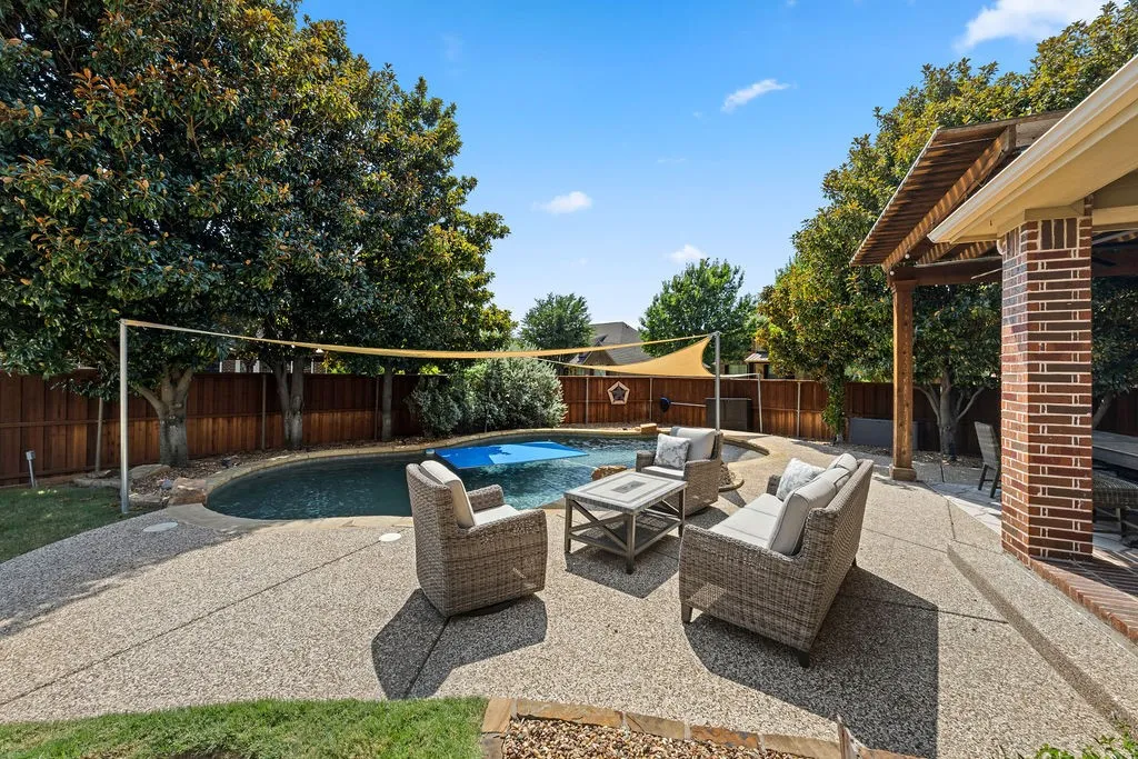 Single Family Residence For Sale in Denton County , 4823 Linda Lane, Frisco, Texas 75033, 4 Bedroom, 4 Bathroom, 3 Garage spaces, 3,980 Sqft, built in 2007, mls#21366731, Real Estate Agent in Frisco, Homes For Sale in Denton county, Homes For Sale in Frisco, Realtor in Frisco Texas, Real Estate Brokerage Independent Realty Texas, Luminita Cordes Realtor