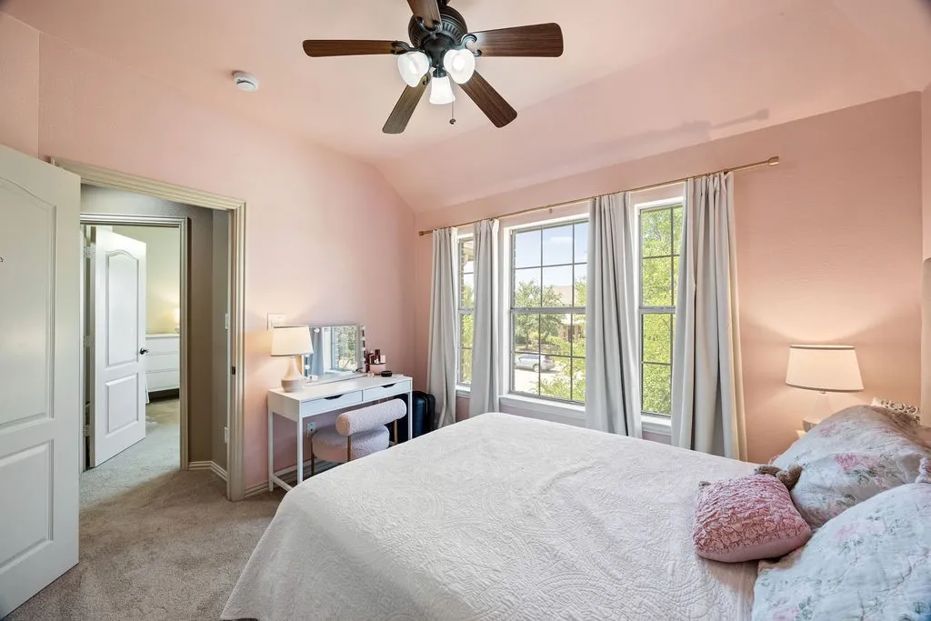 Single Family Residence For Sale in Denton County , 4823 Linda Lane, Frisco, Texas 75033, 4 Bedroom, 4 Bathroom, 3 Garage spaces, 3,980 Sqft, built in 2007, mls#21366731, Real Estate Agent in Frisco, Homes For Sale in Denton county, Homes For Sale in Frisco, Realtor in Frisco Texas, Real Estate Brokerage Independent Realty Texas, Luminita Cordes Realtor