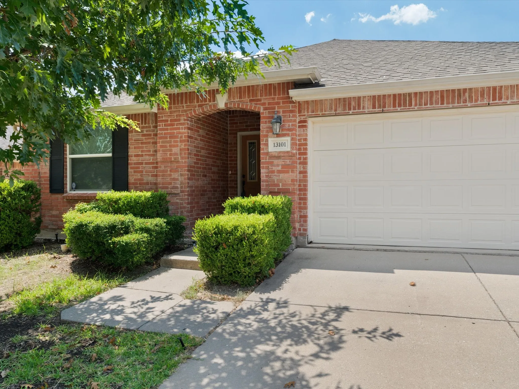 Single Family Residence For Rent in Collin County , 13101 Barbarosa Drive, Frisco, Texas 75035, 4 Bedroom, 2 Bathroom, 2 Garage spaces, 2,064 Sqft, built in 2005, mls#21373896, Real Estate Agent in Frisco, Homes For Rent in Collin county, Homes For Rent in Frisco, Realtor in Frisco Texas, Real Estate Brokerage Independent Realty Texas, Luminita Cordes Realtor