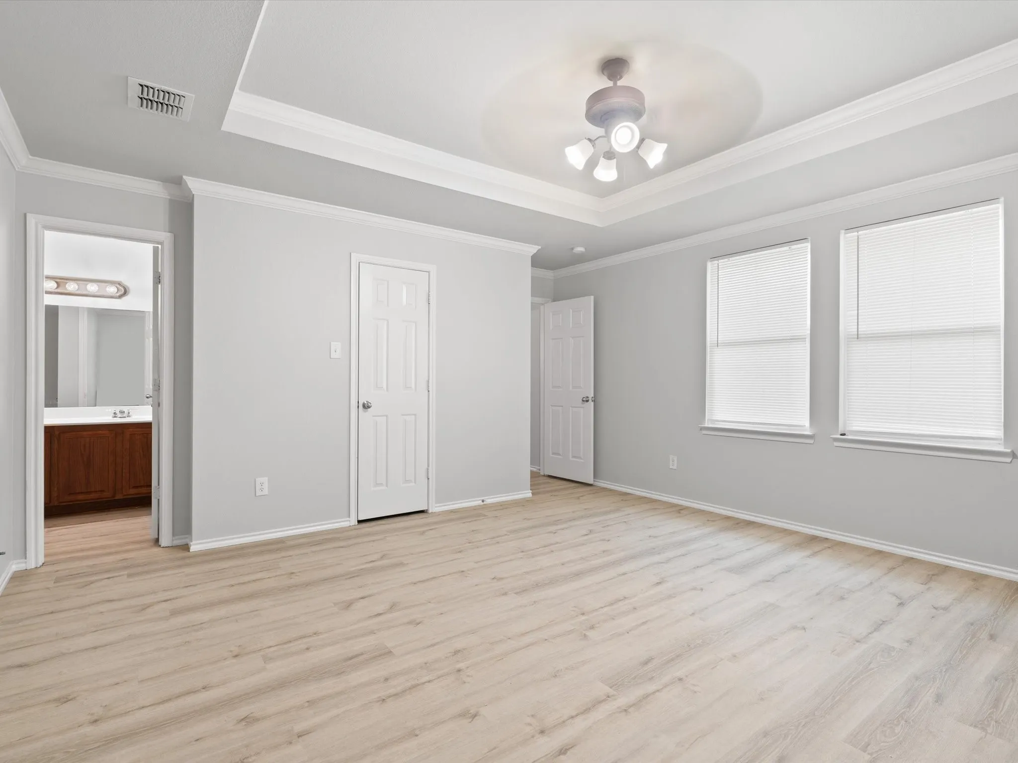 Single Family Residence For Rent in Collin County , 13101 Barbarosa Drive, Frisco, Texas 75035, 4 Bedroom, 2 Bathroom, 2 Garage spaces, 2,064 Sqft, built in 2005, mls#21373896, Real Estate Agent in Frisco, Homes For Rent in Collin county, Homes For Rent in Frisco, Realtor in Frisco Texas, Real Estate Brokerage Independent Realty Texas, Luminita Cordes Realtor