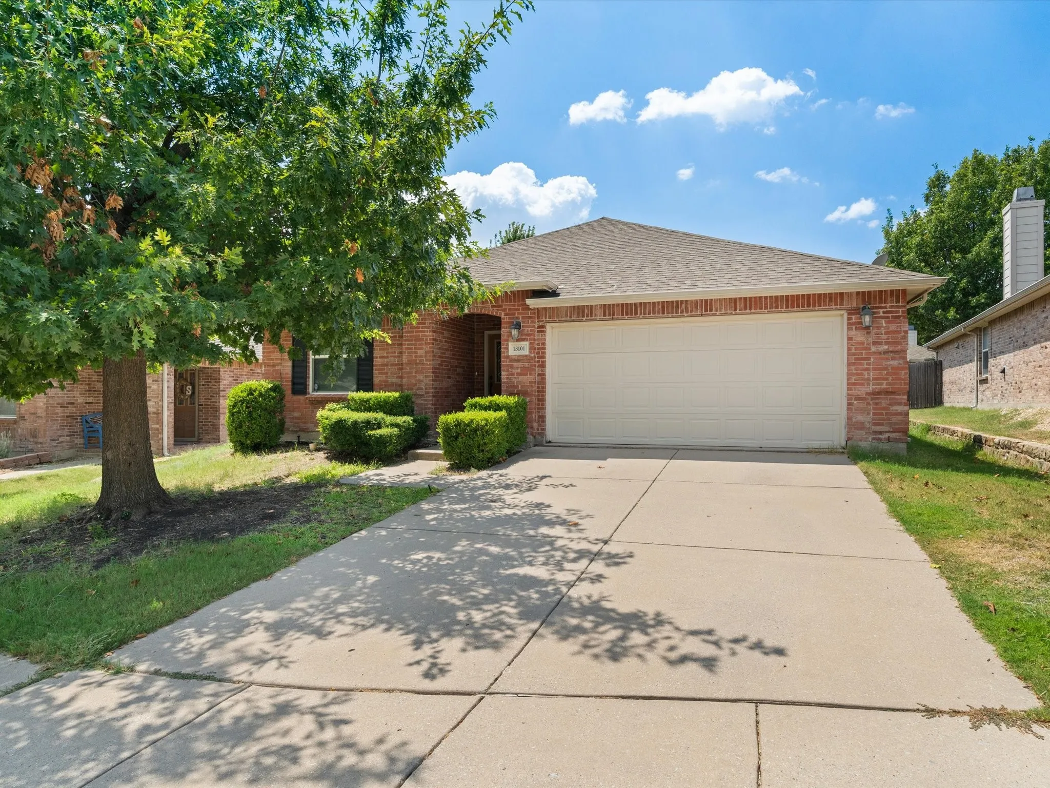 Single Family Residence For Rent in Collin County , 13101 Barbarosa Drive, Frisco, Texas 75035, 4 Bedroom, 2 Bathroom, 2 Garage spaces, 2,064 Sqft, built in 2005, mls#21373896, Real Estate Agent in Frisco, Homes For Rent in Collin county, Homes For Rent in Frisco, Realtor in Frisco Texas, Real Estate Brokerage Independent Realty Texas, Luminita Cordes Realtor