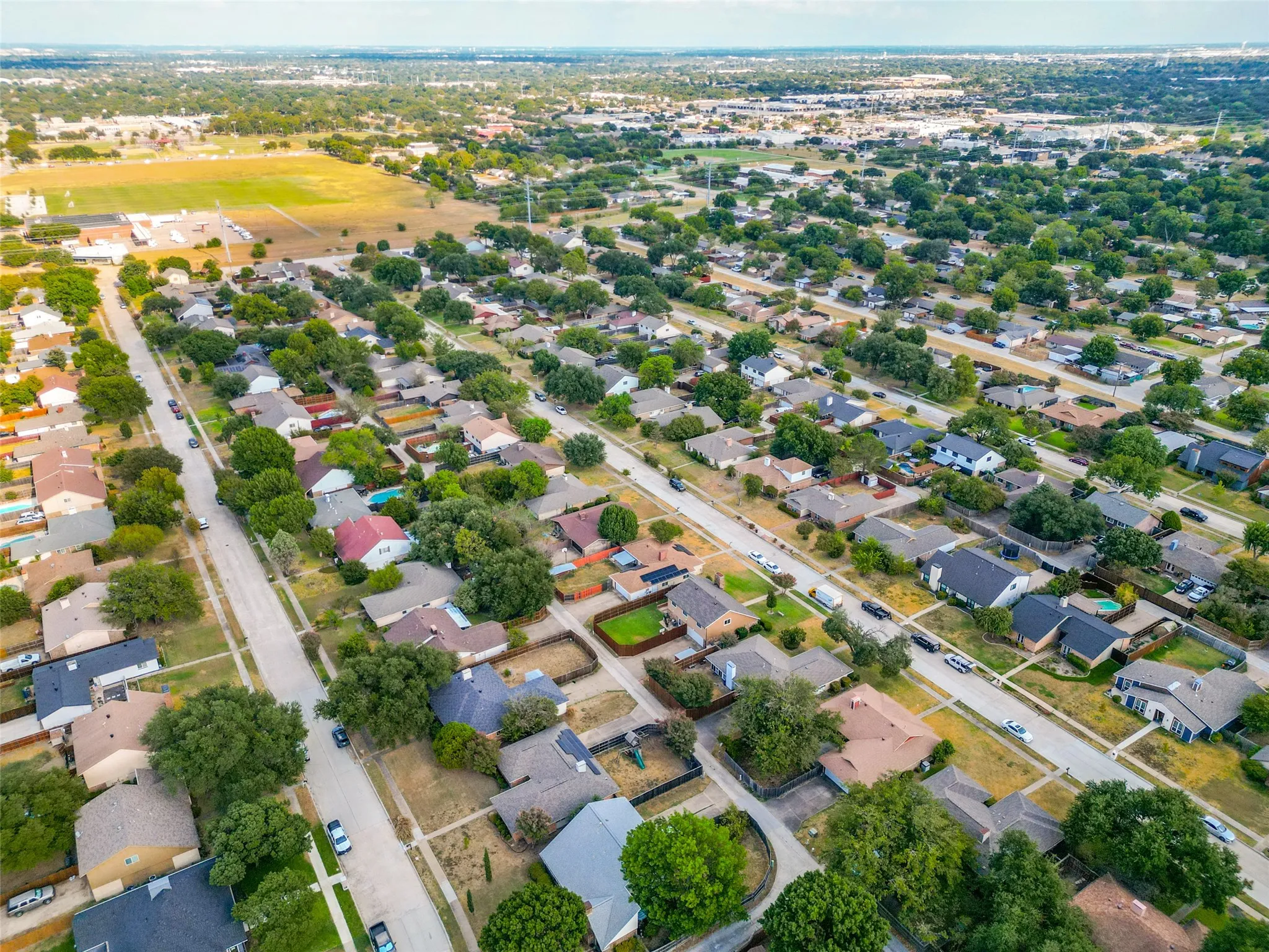 Single Family Residence For Sale in Dallas County , 1114 Midway Drive, Richardson, Texas 75081, 4 Bedroom, 2 Bathroom, 2 Garage spaces, 1,642 Sqft, built in 1977, mls#21380871, Real Estate Agent in Richardson, Homes For Sale in Dallas county, Homes For Sale in Richardson, Realtor in Richardson Texas, Real Estate Brokerage Independent Realty Texas, Luminita Cordes Realtor