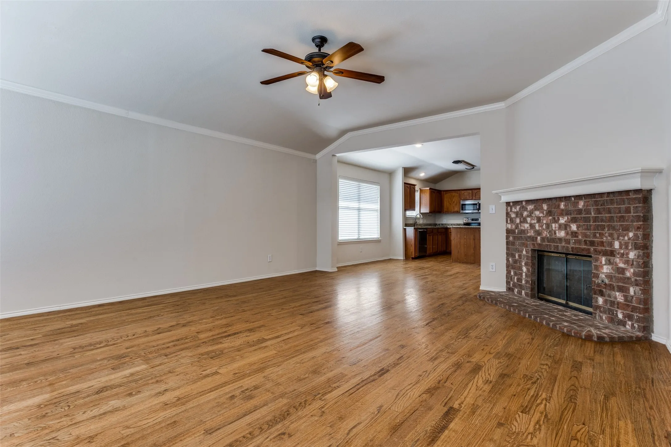 Single Family Residence For Rent in Denton County , 9710 Revolution Way, Frisco, Texas 75033, 4 Bedroom, 2 Bathroom, 2 Garage spaces, 1,960 Sqft, built in 2003, mls#21377109, Real Estate Agent in Frisco, Homes For Rent in Denton county, Homes For Rent in Frisco, Realtor in Frisco Texas, Real Estate Brokerage Independent Realty Texas, Luminita Cordes Realtor
