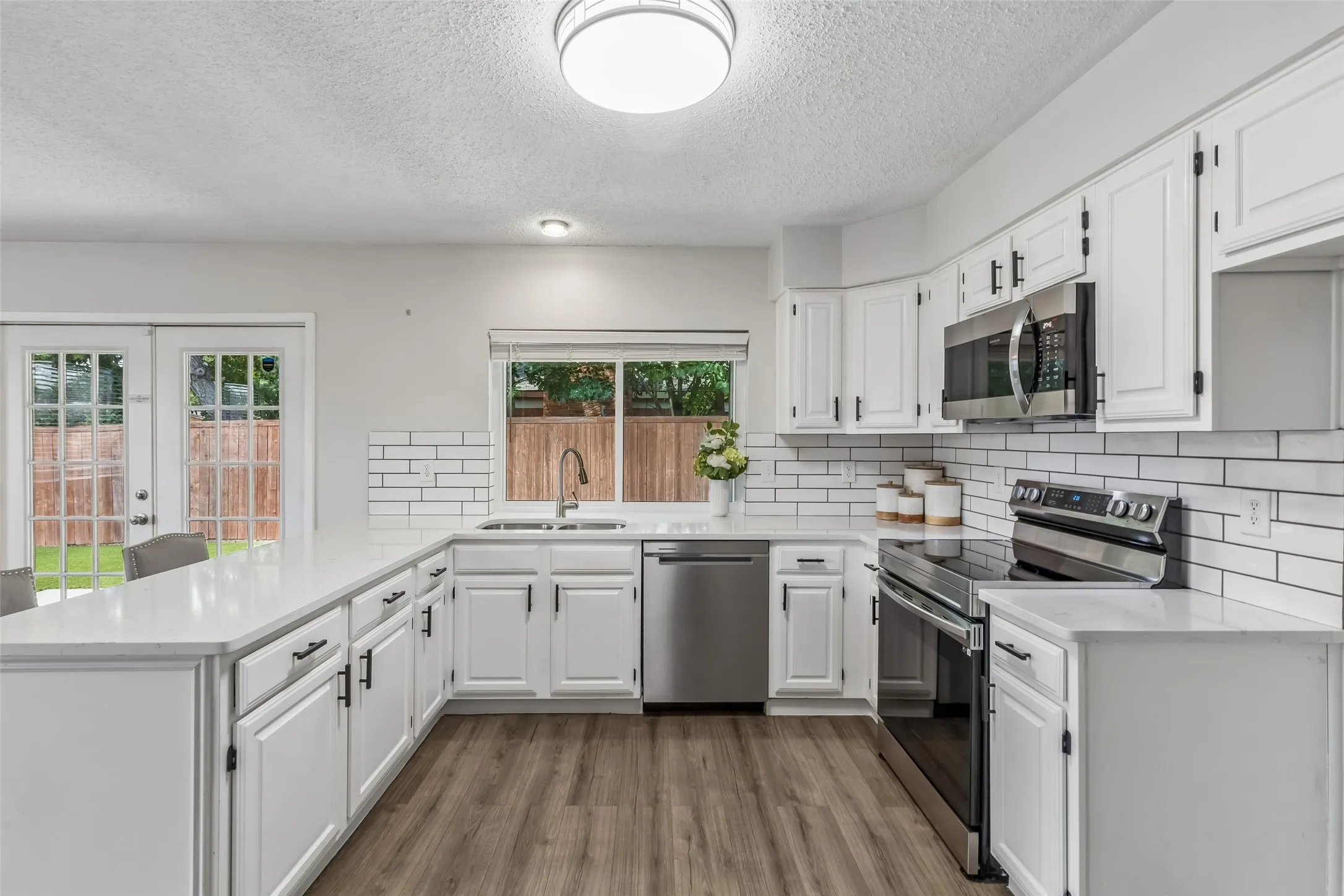 Single Family Residence For Rent in Denton County , 3109 Fairgate Drive, Carrollton, Texas 75007, 3 Bedroom, 2 Bathroom, 2 Garage spaces, 1,668 Sqft, built in 1983, mls#21381106, Real Estate Agent in Carrollton, Homes For Rent in Denton county, Homes For Rent in Carrollton, Realtor in Carrollton Texas, Real Estate Brokerage Independent Realty Texas, Luminita Cordes Realtor