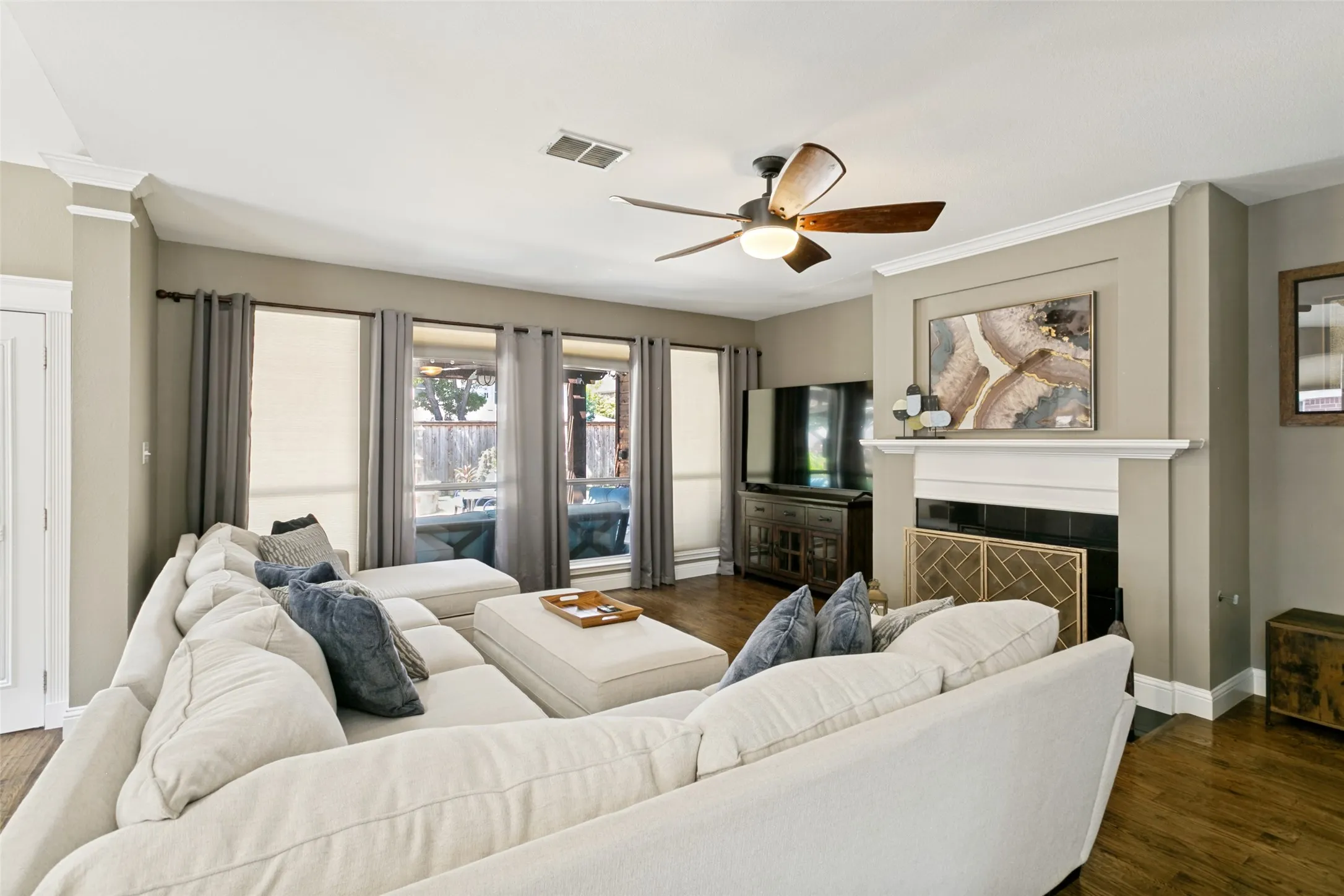 Open floor plan for entertaining and view of pool