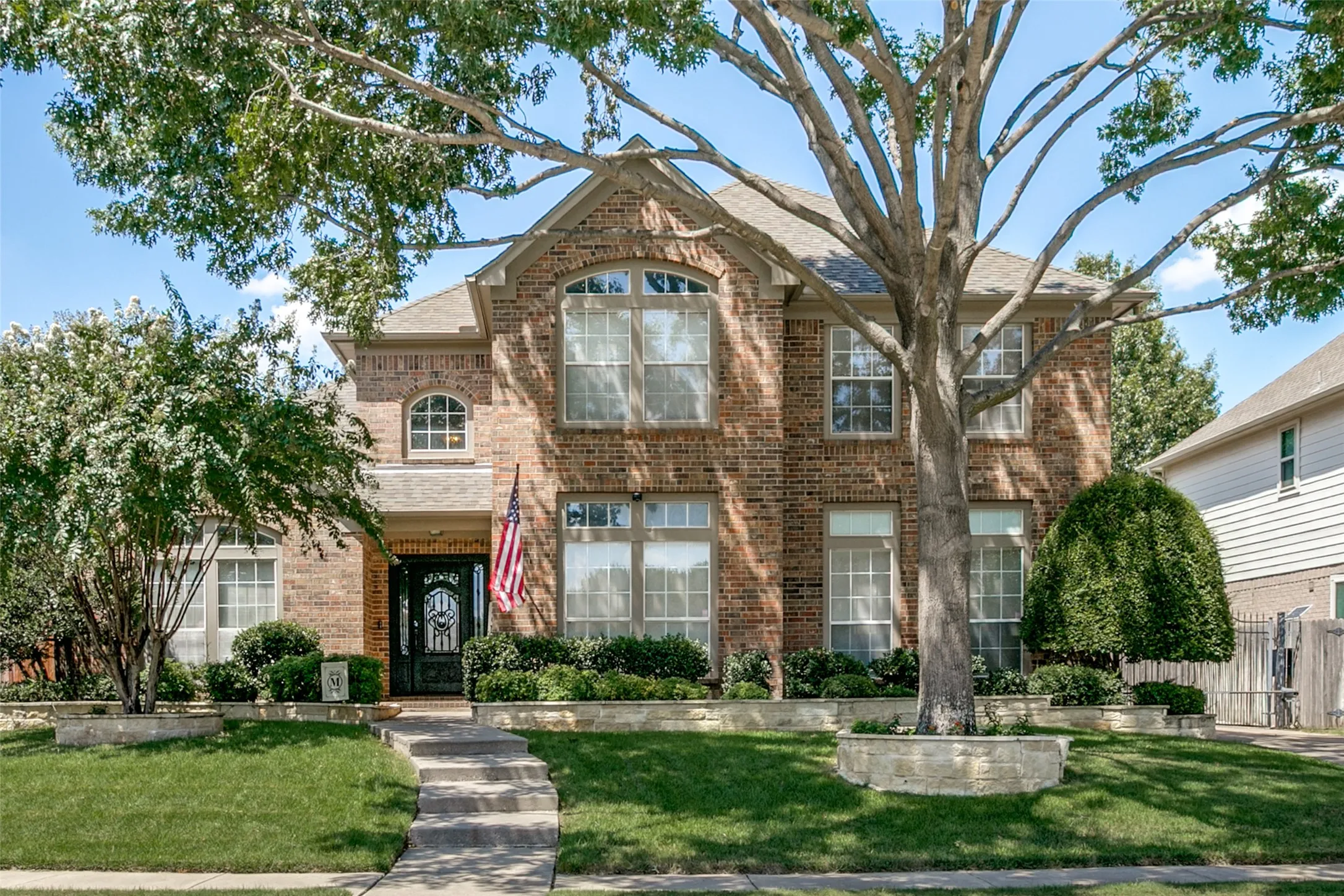 Single Family Residence For Sale in Tarrant County , 1628 Highland Oaks Drive, Keller, Texas 76248, 5 Bedroom, 4 Bathroom, 2 Garage spaces, 3,215 Sqft, built in 1997, mls#21379413, Real Estate Agent in Keller, Homes For Sale in Tarrant county, Homes For Sale in Keller, Realtor in Keller Texas, Real Estate Brokerage Independent Realty Texas, Luminita Cordes Realtor