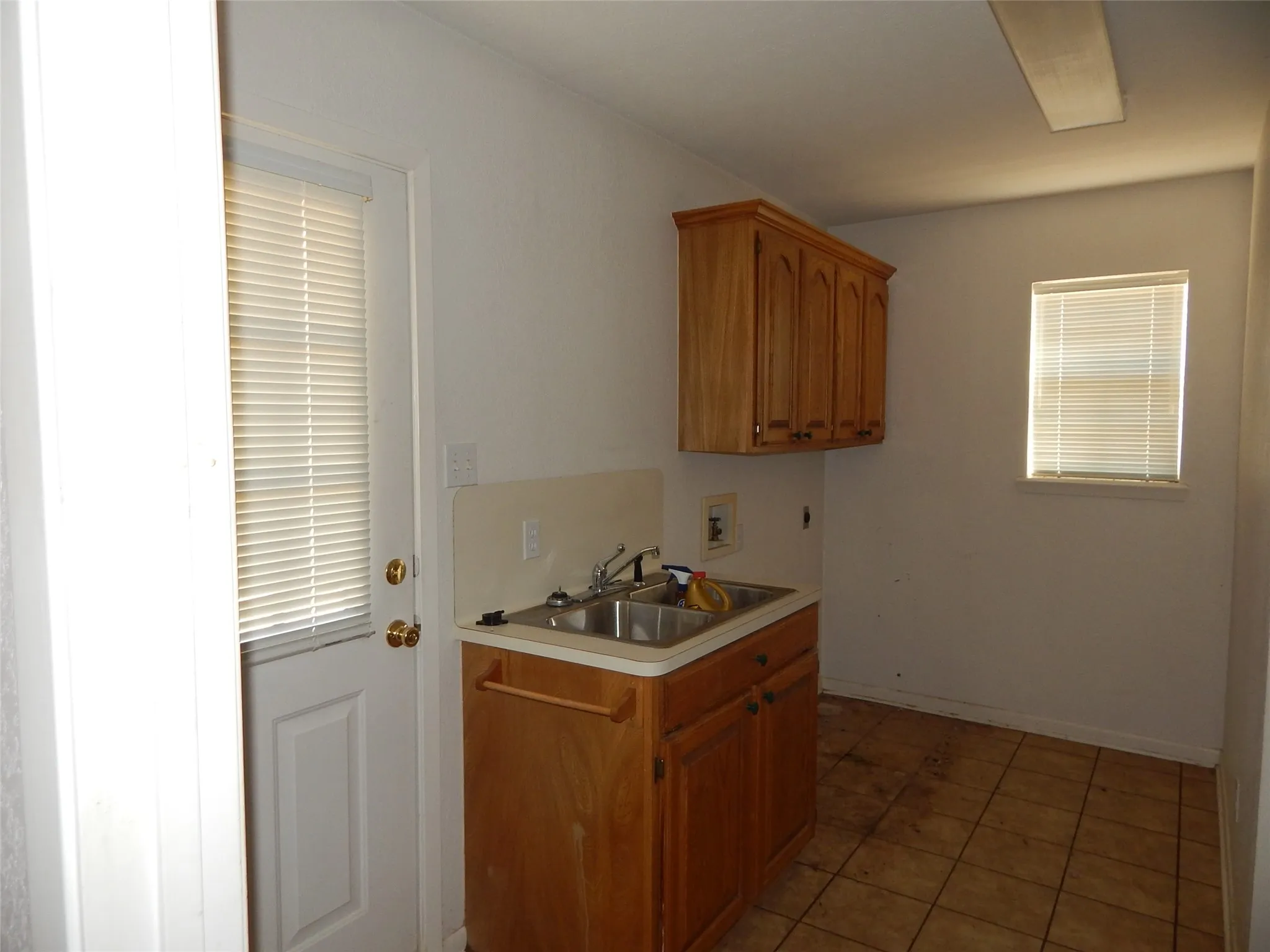 Single Family Residence For Sale in Upshur County , 8267 FM 3358, Gilmer, Texas 75645, 3 Bedroom, 2 Bathroom, 2 Garage spaces, 1,670 Sqft, built in 1996, mls#21381135, Real Estate Agent in Gilmer, Homes For Sale in Upshur county, Homes For Sale in Gilmer, Realtor in Gilmer Texas, Real Estate Brokerage Independent Realty Texas, Luminita Cordes Realtor
