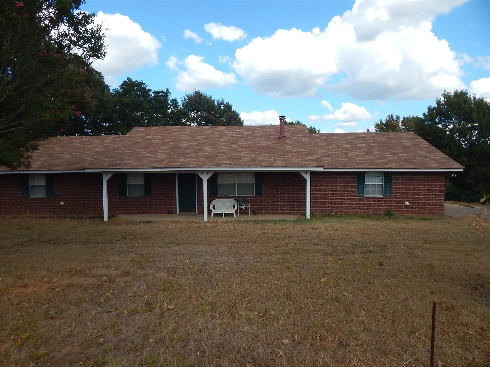 Single Family Residence For Sale in Upshur County , 8267 FM 3358, Gilmer, Texas 75645, 3 Bedroom, 2 Bathroom, 2 Garage spaces, 1,670 Sqft, built in 1996, mls#21381135, Real Estate Agent in Gilmer, Homes For Sale in Upshur county, Homes For Sale in Gilmer, Realtor in Gilmer Texas, Real Estate Brokerage Independent Realty Texas, Luminita Cordes Realtor