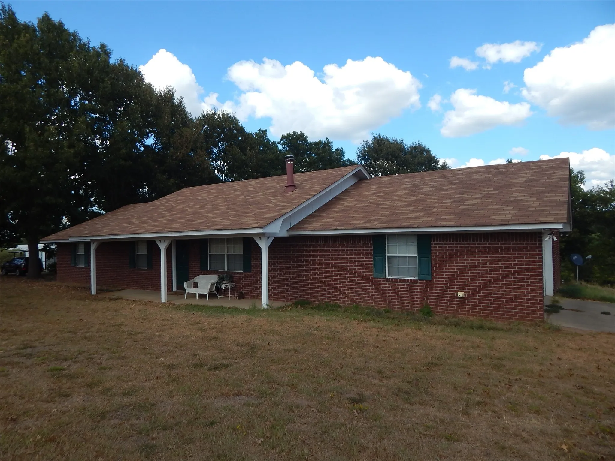 Single Family Residence For Sale in Upshur County , 8267 FM 3358, Gilmer, Texas 75645, 3 Bedroom, 2 Bathroom, 2 Garage spaces, 1,670 Sqft, built in 1996, mls#21381135, Real Estate Agent in Gilmer, Homes For Sale in Upshur county, Homes For Sale in Gilmer, Realtor in Gilmer Texas, Real Estate Brokerage Independent Realty Texas, Luminita Cordes Realtor