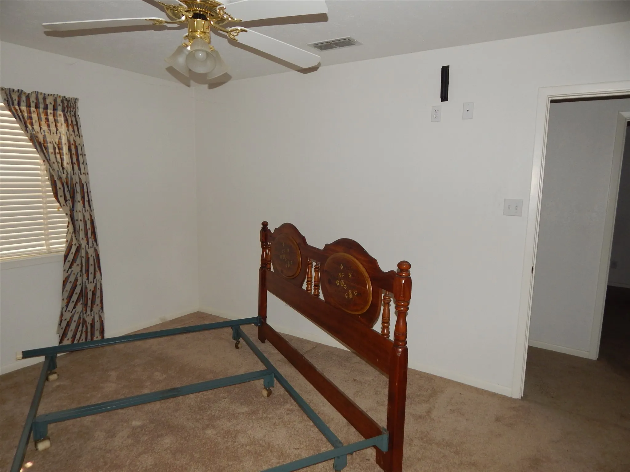 Single Family Residence For Sale in Upshur County , 8267 FM 3358, Gilmer, Texas 75645, 3 Bedroom, 2 Bathroom, 2 Garage spaces, 1,670 Sqft, built in 1996, mls#21381135, Real Estate Agent in Gilmer, Homes For Sale in Upshur county, Homes For Sale in Gilmer, Realtor in Gilmer Texas, Real Estate Brokerage Independent Realty Texas, Luminita Cordes Realtor