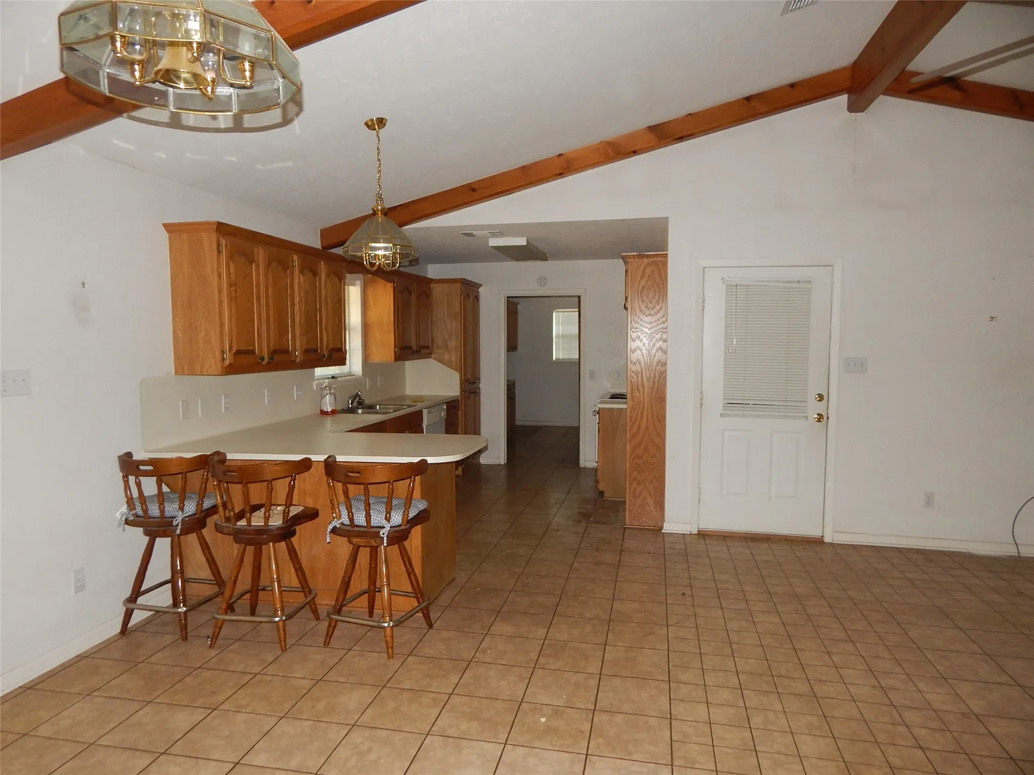 Single Family Residence For Sale in Upshur County , 8267 FM 3358, Gilmer, Texas 75645, 3 Bedroom, 2 Bathroom, 2 Garage spaces, 1,670 Sqft, built in 1996, mls#21381135, Real Estate Agent in Gilmer, Homes For Sale in Upshur county, Homes For Sale in Gilmer, Realtor in Gilmer Texas, Real Estate Brokerage Independent Realty Texas, Luminita Cordes Realtor