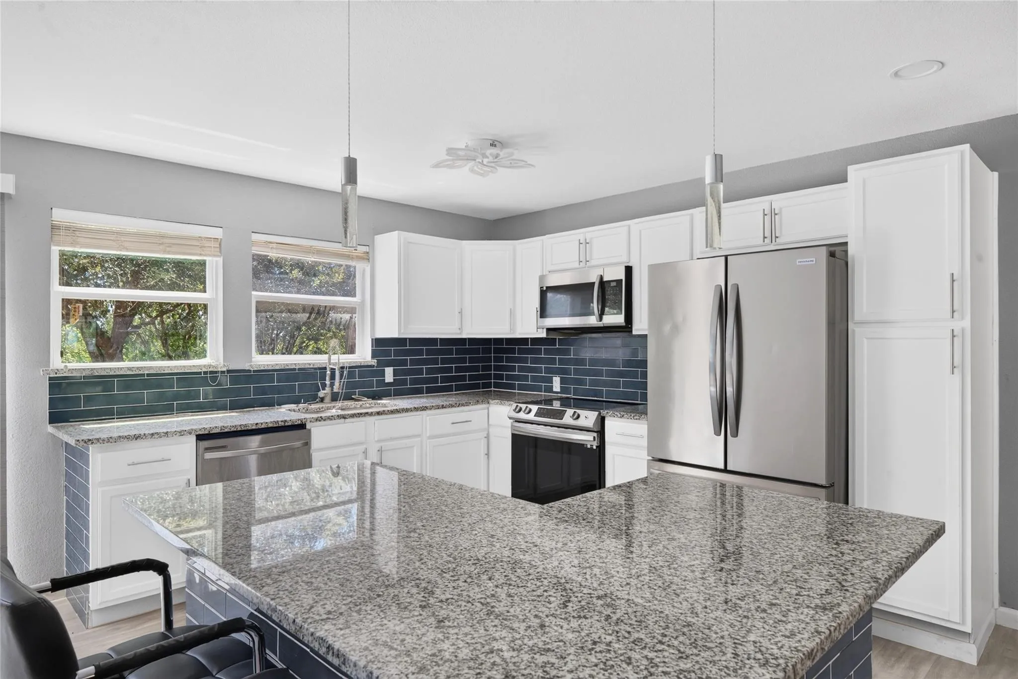 Single Family Residence For Rent in Tarrant County , 5016 Senator Drive, Fort Worth, Texas 76244, 4 Bedroom, 3 Bathroom, 2 Garage spaces, 2,527 Sqft, built in 2003, mls#21380186, Real Estate Agent in Fort Worth, Homes For Rent in Tarrant county, Homes For Rent in Fort Worth, Realtor in Fort Worth Texas, Real Estate Brokerage Independent Realty Texas, Luminita Cordes Realtor