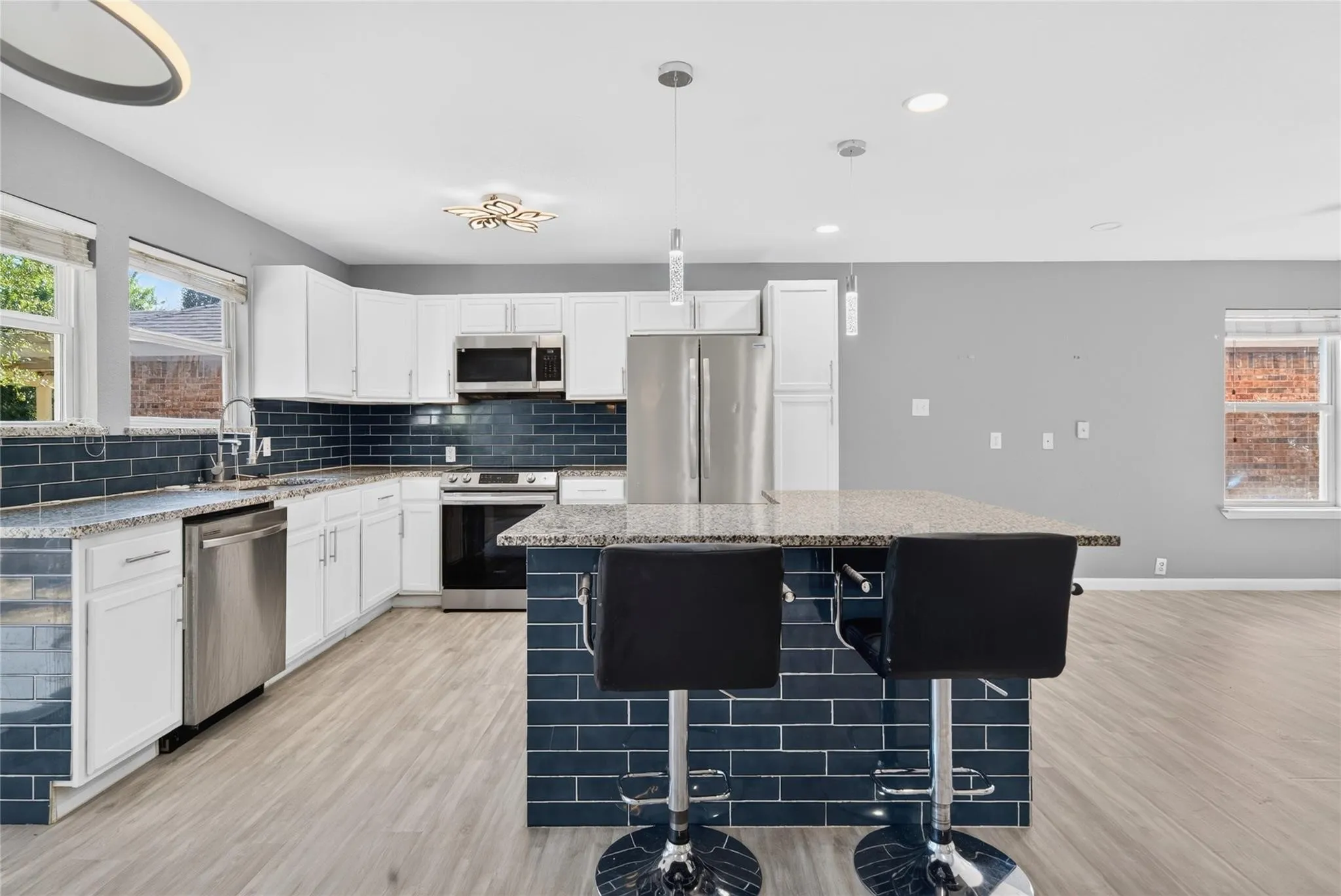 Single Family Residence For Rent in Tarrant County , 5016 Senator Drive, Fort Worth, Texas 76244, 4 Bedroom, 3 Bathroom, 2 Garage spaces, 2,527 Sqft, built in 2003, mls#21380186, Real Estate Agent in Fort Worth, Homes For Rent in Tarrant county, Homes For Rent in Fort Worth, Realtor in Fort Worth Texas, Real Estate Brokerage Independent Realty Texas, Luminita Cordes Realtor