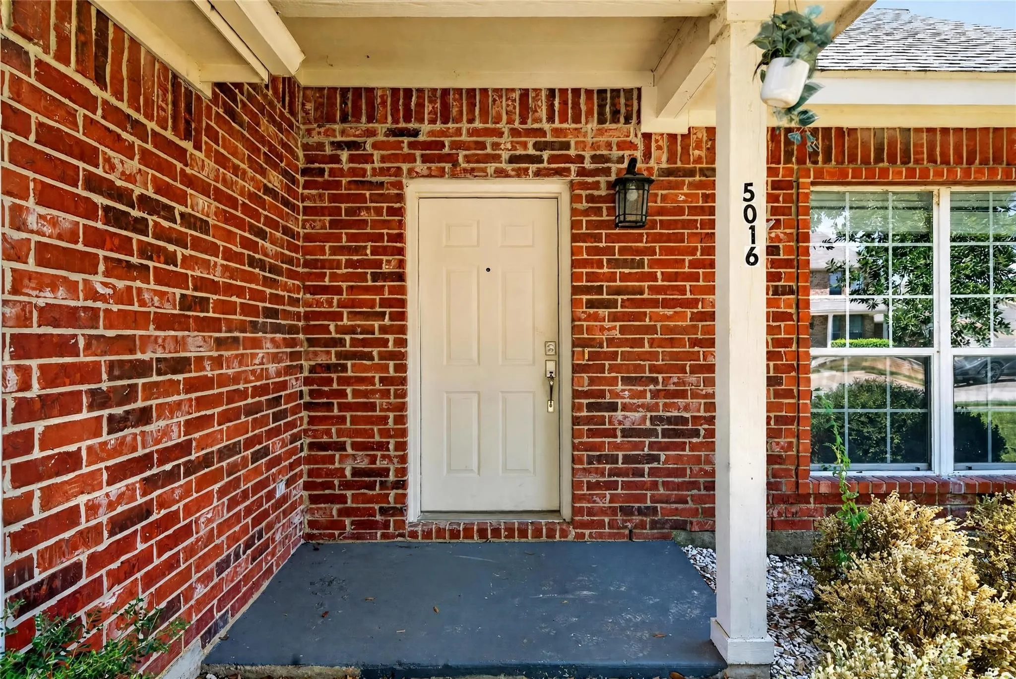 Single Family Residence For Rent in Tarrant County , 5016 Senator Drive, Fort Worth, Texas 76244, 4 Bedroom, 3 Bathroom, 2 Garage spaces, 2,527 Sqft, built in 2003, mls#21380186, Real Estate Agent in Fort Worth, Homes For Rent in Tarrant county, Homes For Rent in Fort Worth, Realtor in Fort Worth Texas, Real Estate Brokerage Independent Realty Texas, Luminita Cordes Realtor