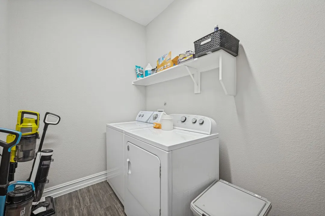 Single Family Residence For Rent in Collin County , 3612 Lillian Court, Celina, Texas 75009, 3 Bedroom, 3 Bathroom, 2 Garage spaces, 2,186 Sqft, built in 2021, mls#21370405, Real Estate Agent in Celina, Homes For Rent in Collin county, Homes For Rent in Celina, Realtor in Celina Texas, Real Estate Brokerage Independent Realty Texas, Luminita Cordes Realtor