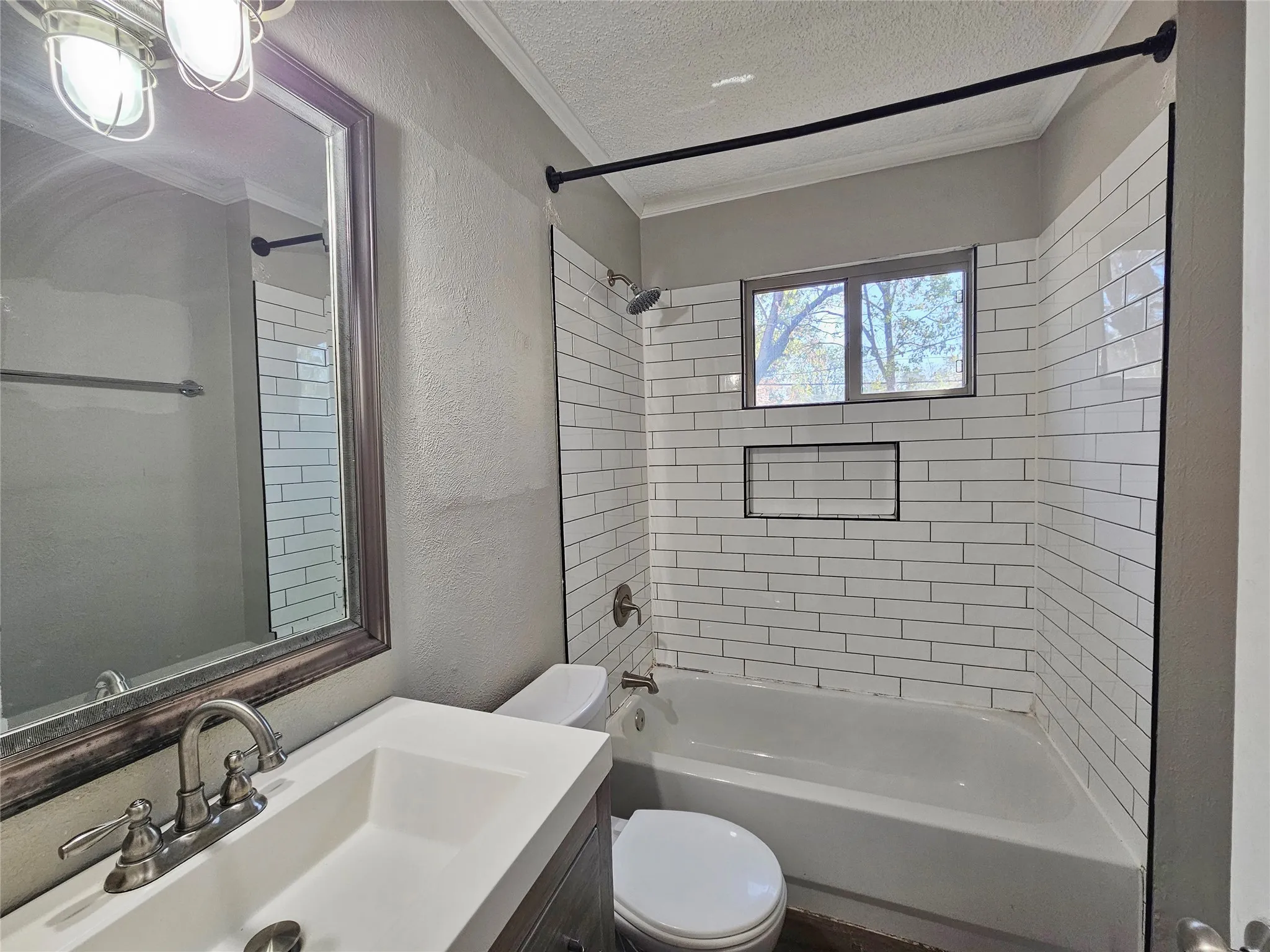 Single Family Residence For Sale in Dallas County , 10630 Newcombe Drive, Dallas, Texas 75228, 3 Bedroom, 1 Bathroom, 1 Garage spaces, 1,146 Sqft, built in 1951, mls#21381177, Real Estate Agent in Dallas, Homes For Sale in Dallas county, Homes For Sale in Dallas, Realtor in Dallas Texas, Real Estate Brokerage Independent Realty Texas, Luminita Cordes Realtor