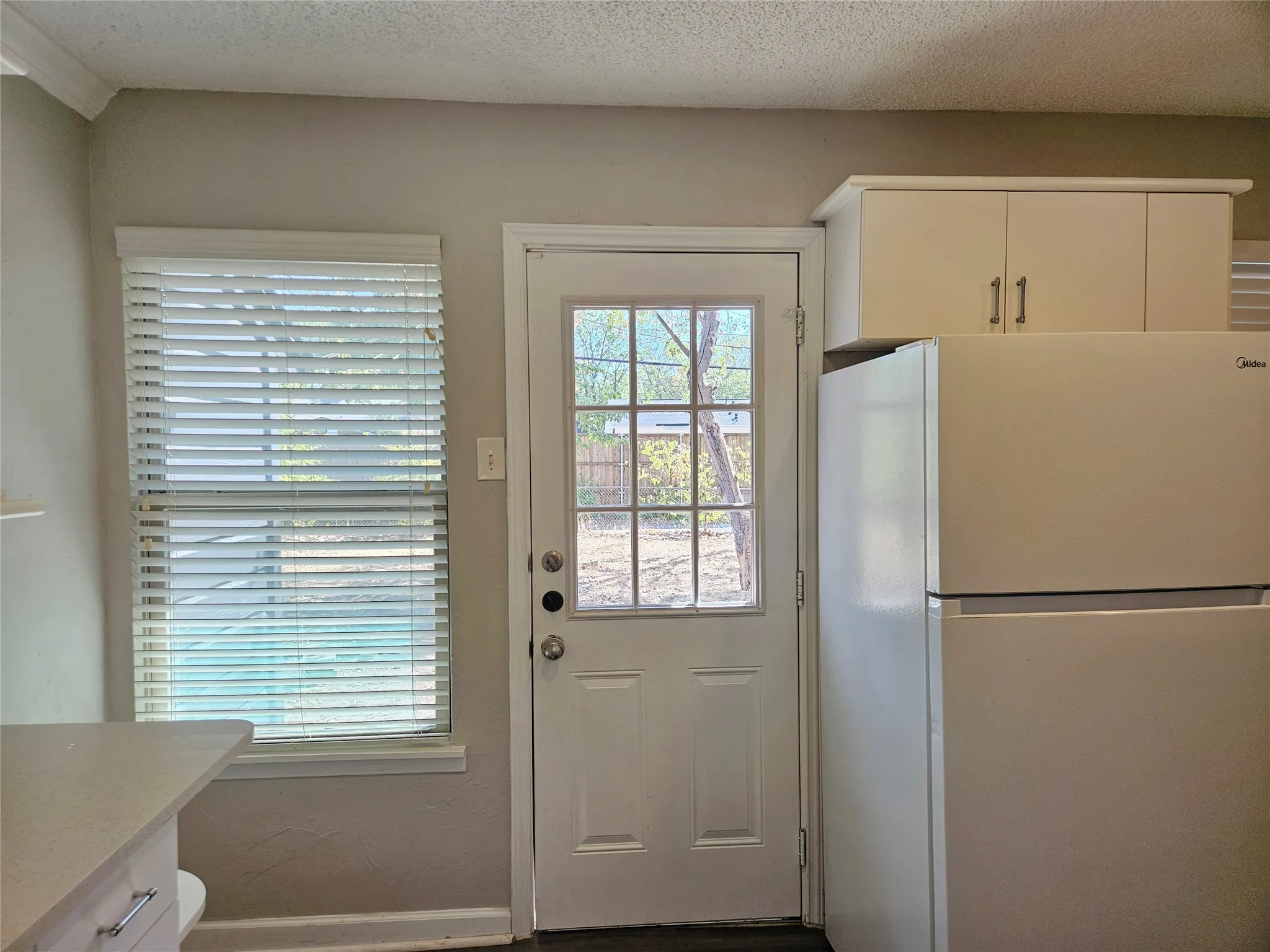 Single Family Residence For Sale in Dallas County , 10630 Newcombe Drive, Dallas, Texas 75228, 3 Bedroom, 1 Bathroom, 1 Garage spaces, 1,146 Sqft, built in 1951, mls#21381177, Real Estate Agent in Dallas, Homes For Sale in Dallas county, Homes For Sale in Dallas, Realtor in Dallas Texas, Real Estate Brokerage Independent Realty Texas, Luminita Cordes Realtor