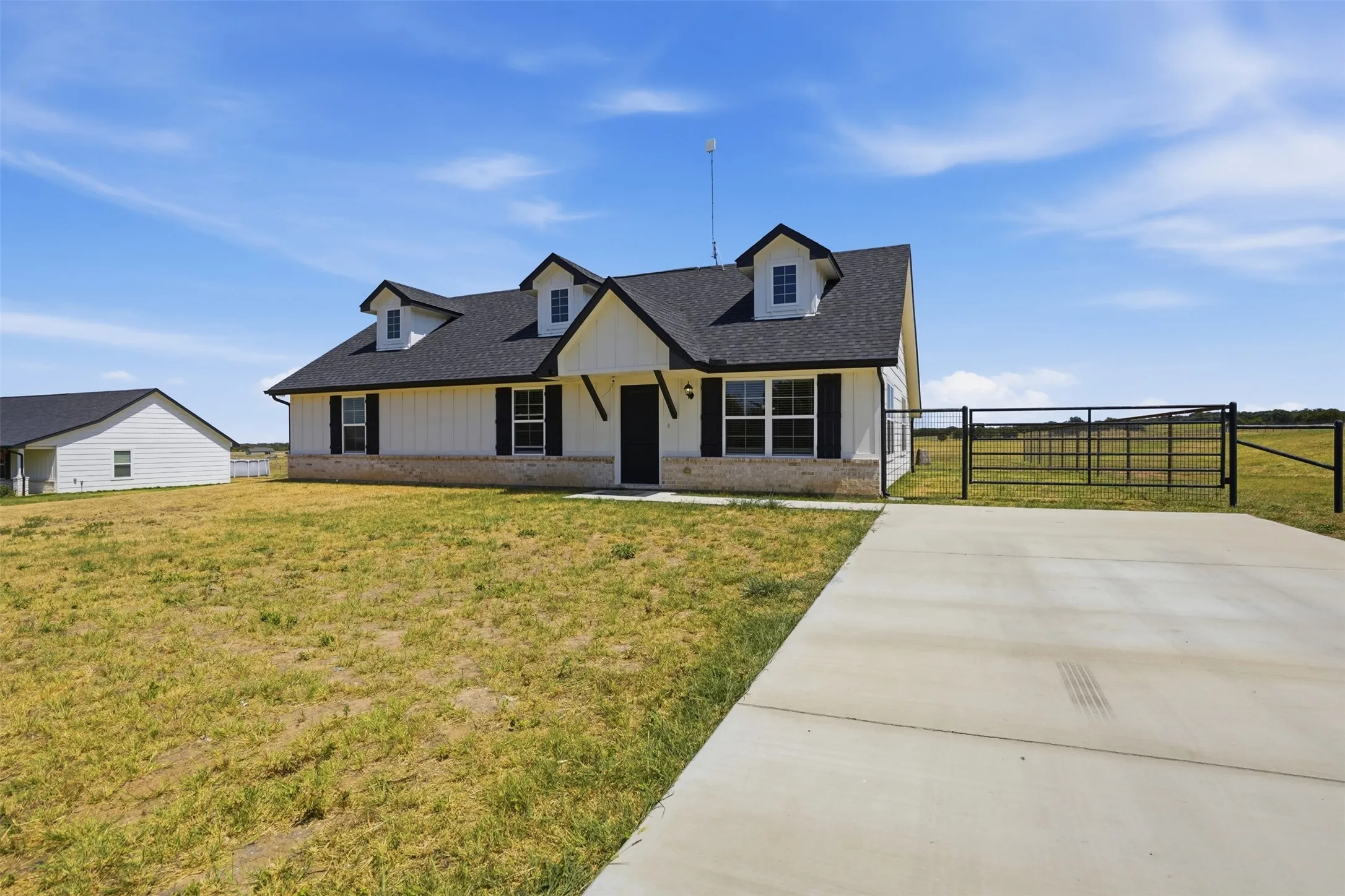Single Family Residence For Rent in Parker County , 3809 Pine Road, Poolville, Texas 76487, 3 Bedroom, 2 Bathroom, Garage spaces, 1,380 Sqft, built in 2024, mls#21381060, Real Estate Agent in Poolville, Homes For Rent in Parker county, Homes For Rent in Poolville, Realtor in Poolville Texas, Real Estate Brokerage Independent Realty Texas, Luminita Cordes Realtor