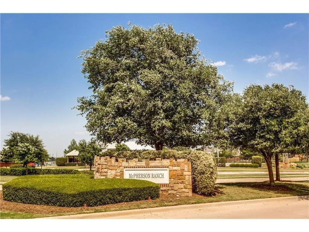 Single Family Residence For Sale in Tarrant County , 4057 Claymore Lane, Fort Worth, Texas 76244, 3 Bedroom, 2 Bathroom, 2 Garage spaces, 1,884 Sqft, built in 2006, mls#21381180, Real Estate Agent in Fort Worth, Homes For Sale in Tarrant county, Homes For Sale in Fort Worth, Realtor in Fort Worth Texas, Real Estate Brokerage Independent Realty Texas, Luminita Cordes Realtor