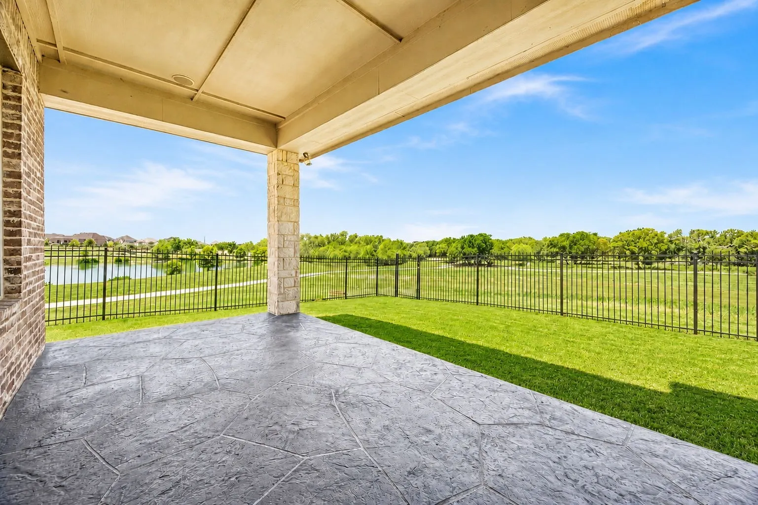Single Family Residence For Rent in Denton County , 4550 Honeyvine Lane, Prosper, Texas 75078, 4 Bedroom, 5 Bathroom, 3 Garage spaces, 5,164 Sqft, built in 2015, mls#21381071, Real Estate Agent in Prosper, Homes For Rent in Denton county, Homes For Rent in Prosper, Realtor in Prosper Texas, Real Estate Brokerage Independent Realty Texas, Luminita Cordes Realtor