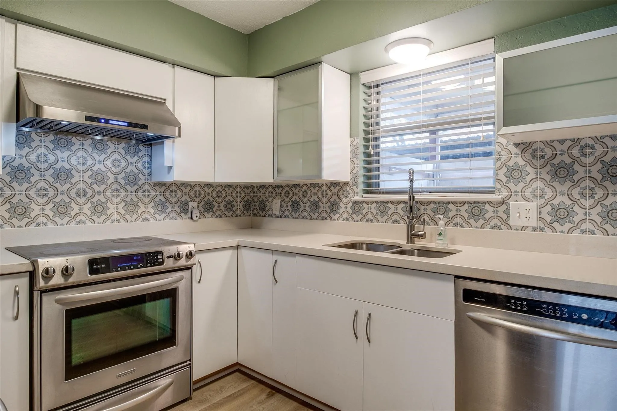 Condominium For Rent in Dallas County , 4719 Skillman Street A, Dallas, Texas 75206, 2 Bedroom, 2 Bathroom, Garage spaces, 1,379 Sqft, built in 1966, mls#21380140, Real Estate Agent in Dallas, Homes For Rent in Dallas county, Homes For Rent in Dallas, Realtor in Dallas Texas, Real Estate Brokerage Independent Realty Texas, Luminita Cordes Realtor