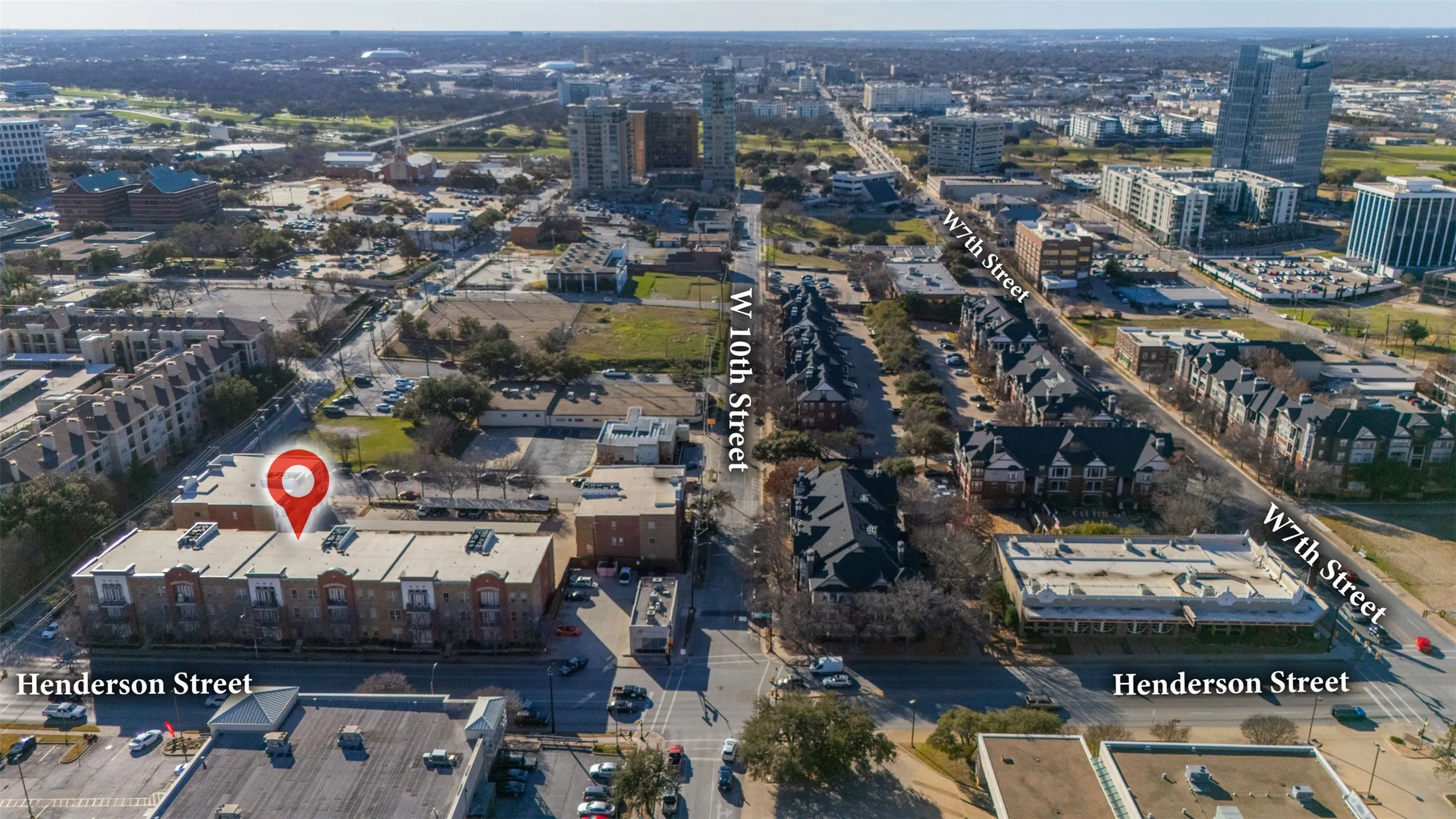 Condominium For Sale in Tarrant County , 950 Henderson Street 1214, Fort Worth, Texas 76102, 1 Bedroom, 2 Bathroom, Garage spaces, 1,013 Sqft, built in 2007, mls#21376321, Real Estate Agent in Fort Worth, Homes For Sale in Tarrant county, Homes For Sale in Fort Worth, Realtor in Fort Worth Texas, Real Estate Brokerage Independent Realty Texas, Luminita Cordes Realtor