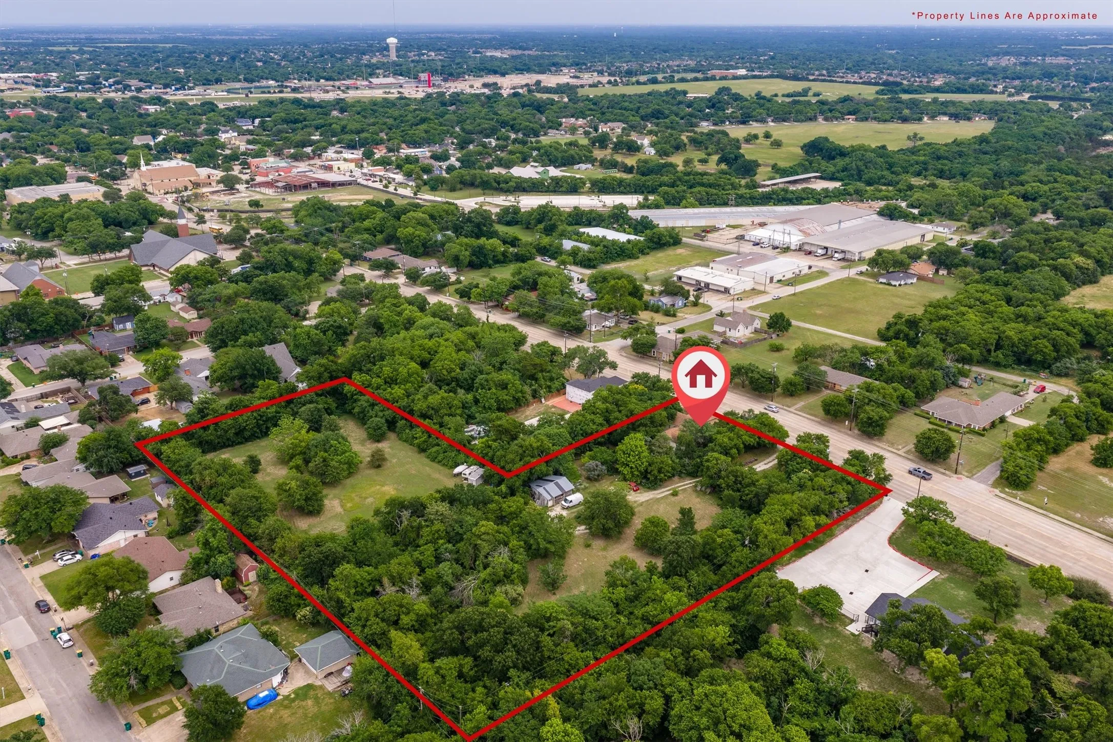 Single Family Residence For Sale in Dallas County , 1007R W Belt Line Road, Cedar Hill, Texas 75104, 3 Bedroom, 1 Bathroom, Garage spaces, 1,391 Sqft, built in 1845, mls#21376728, Real Estate Agent in Cedar Hill, Homes For Sale in Dallas county, Homes For Sale in Cedar Hill, Realtor in Cedar Hill Texas, Real Estate Brokerage Independent Realty Texas, Luminita Cordes Realtor