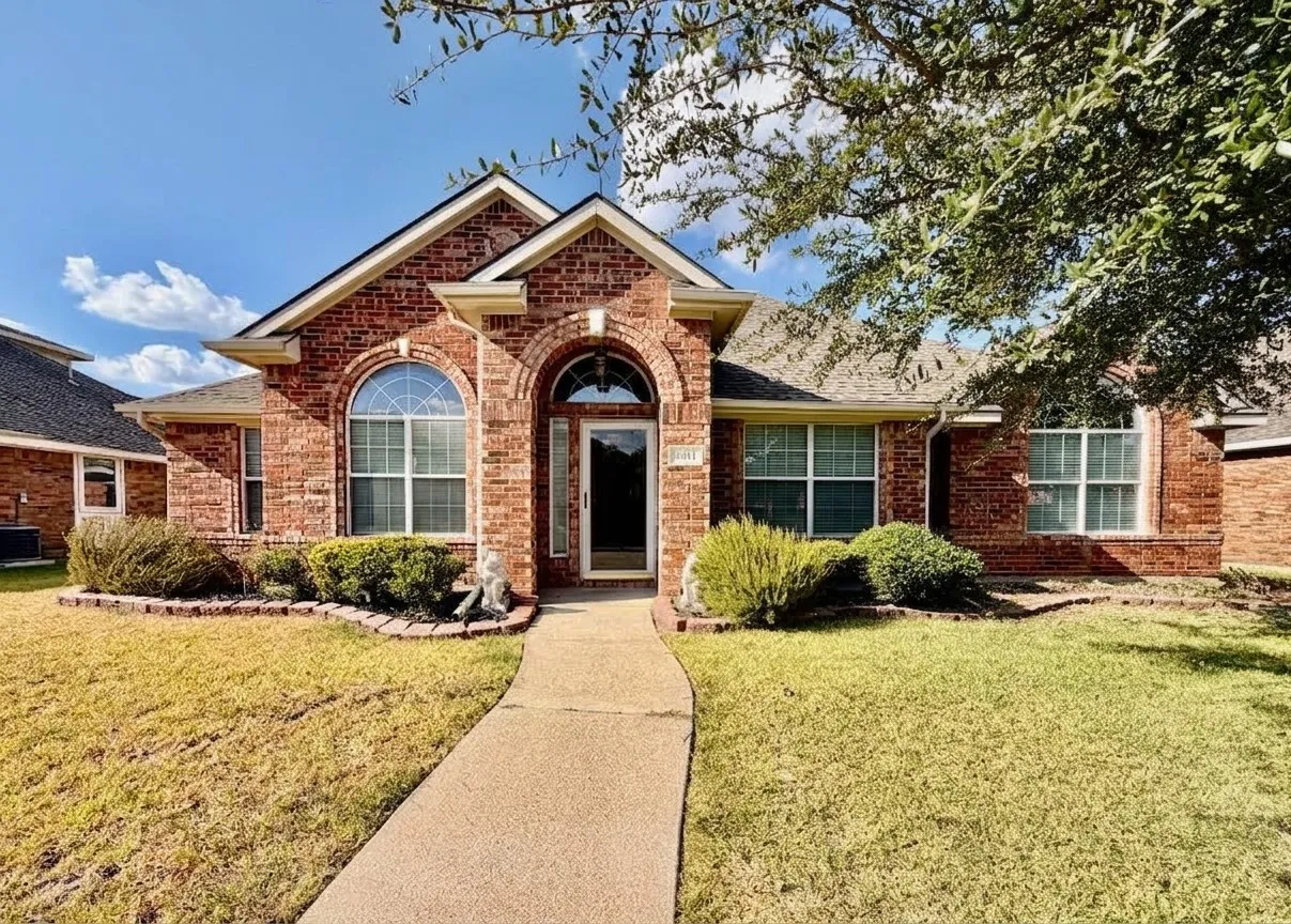 Single Family Residence For Rent in Dallas County , 4611 Harvest Lane, Sachse, Texas 75048, 4 Bedroom, 2 Bathroom, 1 Garage spaces, 2,159 Sqft, built in 2003, mls#21381191, Real Estate Agent in Sachse, Homes For Rent in Dallas county, Homes For Rent in Sachse, Realtor in Sachse Texas, Real Estate Brokerage Independent Realty Texas, Luminita Cordes Realtor