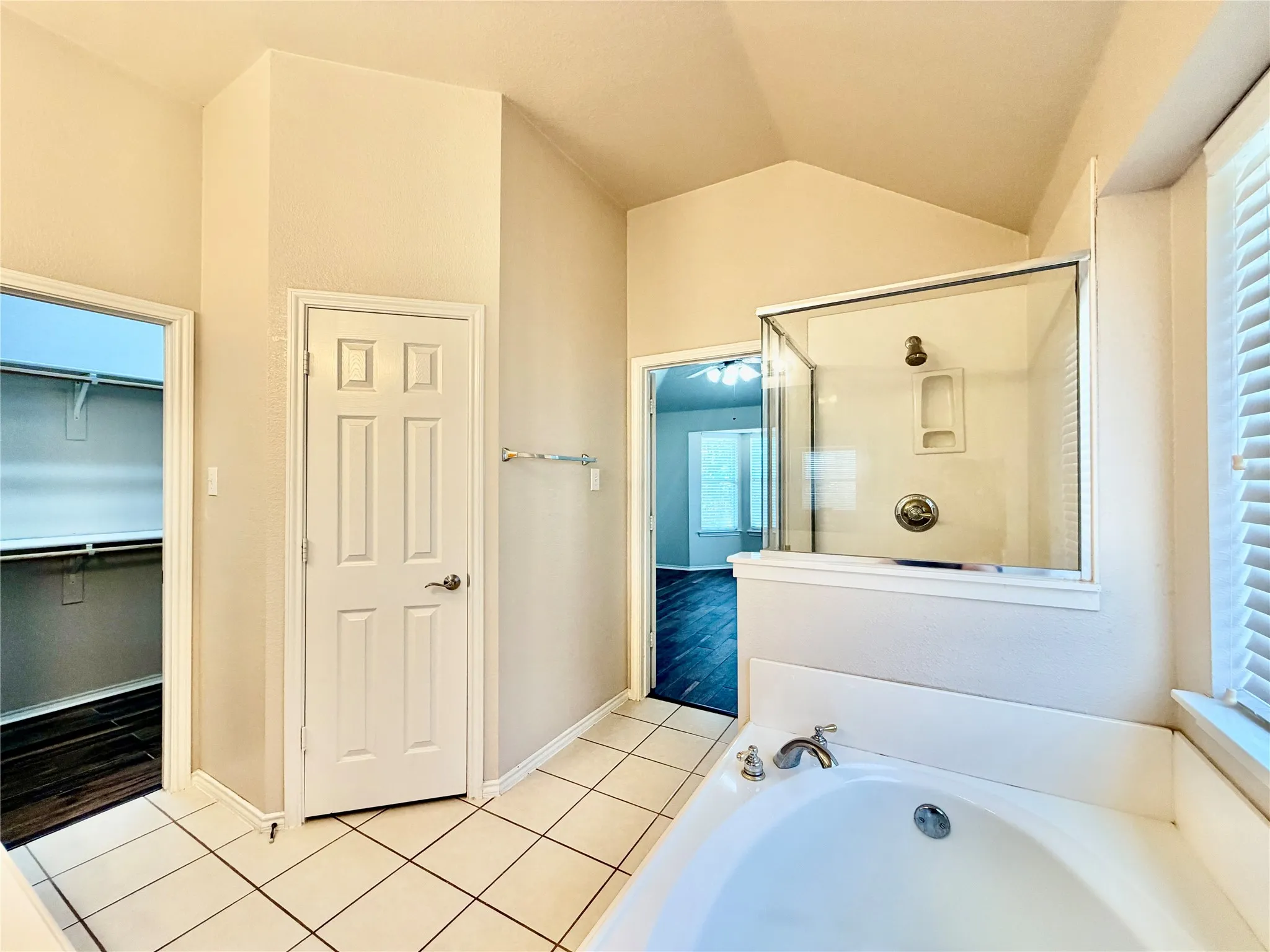 Single Family Residence For Rent in Dallas County , 4611 Harvest Lane, Sachse, Texas 75048, 4 Bedroom, 2 Bathroom, 1 Garage spaces, 2,159 Sqft, built in 2003, mls#21381191, Real Estate Agent in Sachse, Homes For Rent in Dallas county, Homes For Rent in Sachse, Realtor in Sachse Texas, Real Estate Brokerage Independent Realty Texas, Luminita Cordes Realtor