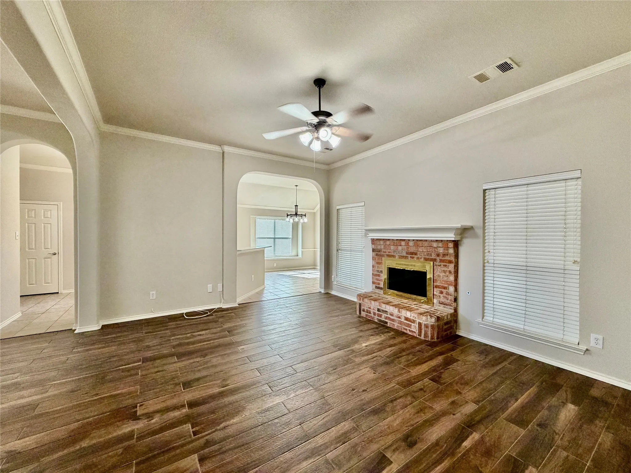 Single Family Residence For Rent in Dallas County , 4611 Harvest Lane, Sachse, Texas 75048, 4 Bedroom, 2 Bathroom, 1 Garage spaces, 2,159 Sqft, built in 2003, mls#21381191, Real Estate Agent in Sachse, Homes For Rent in Dallas county, Homes For Rent in Sachse, Realtor in Sachse Texas, Real Estate Brokerage Independent Realty Texas, Luminita Cordes Realtor